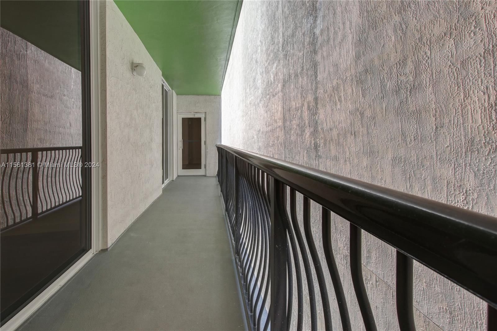 1756 N Bayshore Dr 17G, Miami, Florida 33132, 2 Bedrooms Bedrooms, ,2 BathroomsBathrooms,Residentiallease,For Rent,1756 N Bayshore Dr 17G,A11561381