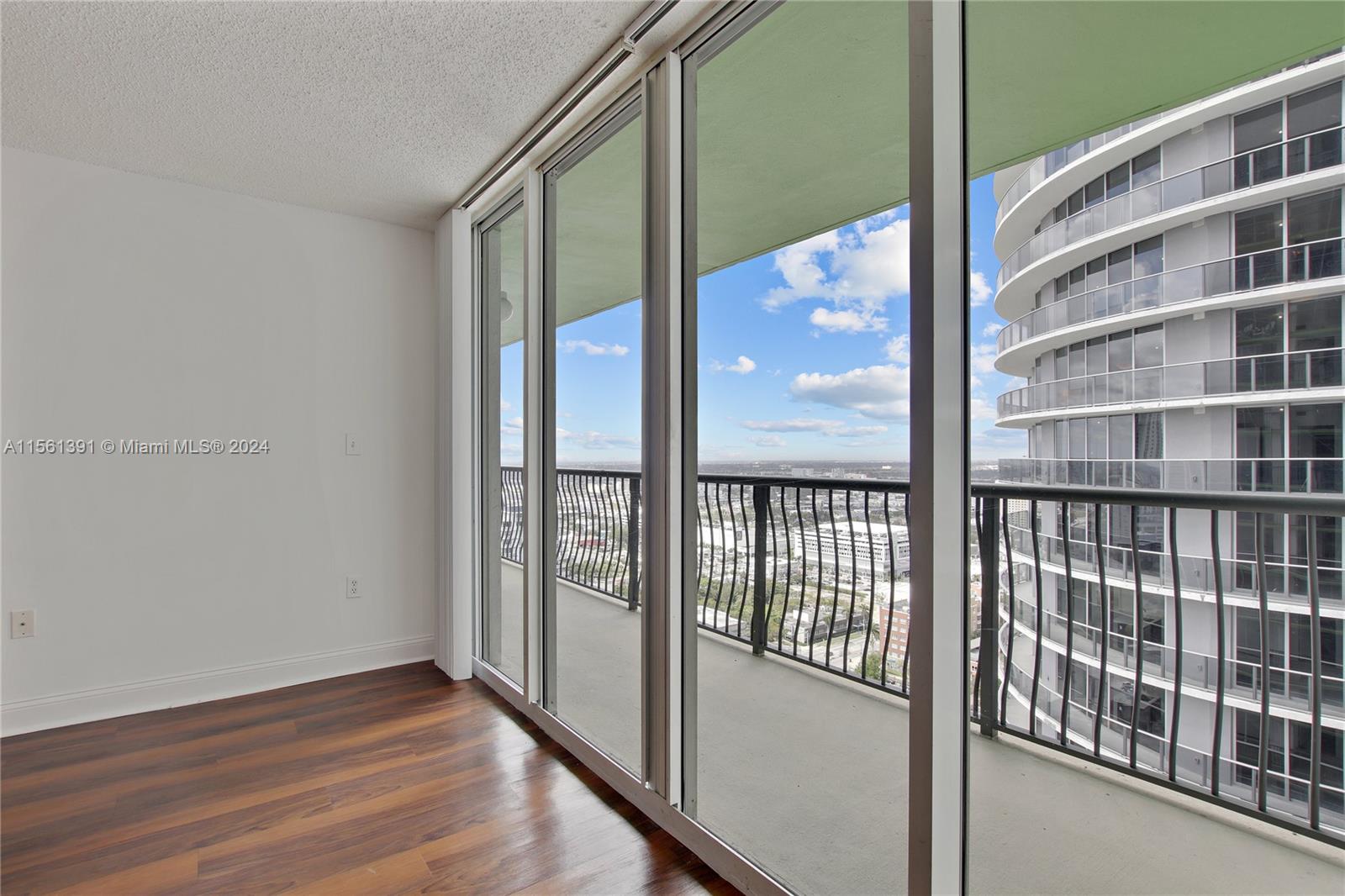 1756 N Bayshore Dr 26J, Miami, Florida 33132, 1 Bedroom Bedrooms, ,1 BathroomBathrooms,Residentiallease,For Rent,1756 N Bayshore Dr 26J,A11561391