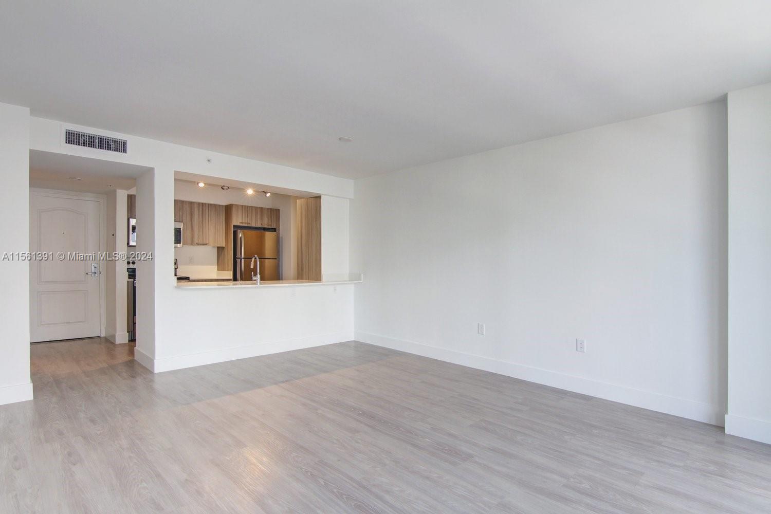 1756 N Bayshore Dr 26J, Miami, Florida 33132, 1 Bedroom Bedrooms, ,1 BathroomBathrooms,Residentiallease,For Rent,1756 N Bayshore Dr 26J,A11561391