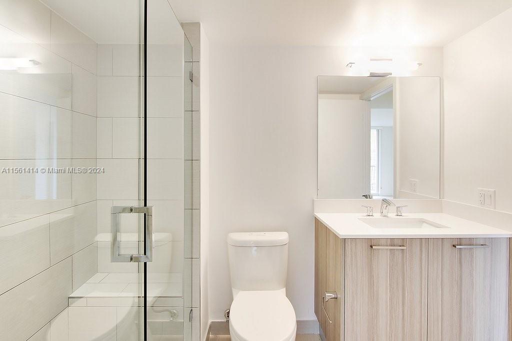 1756 N Bayshore Dr 16L, Miami, Florida 33132, 1 Bedroom Bedrooms, ,1 BathroomBathrooms,Residentiallease,For Rent,1756 N Bayshore Dr 16L,A11561414