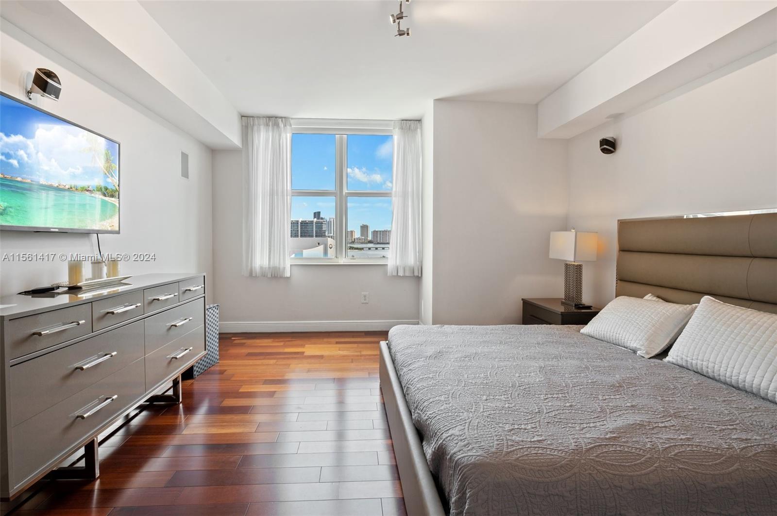 3330 NE 190th St 717, Aventura, Florida 33180, 2 Bedrooms Bedrooms, ,2 BathroomsBathrooms,Residential,For Sale,3330 NE 190th St 717,A11561417