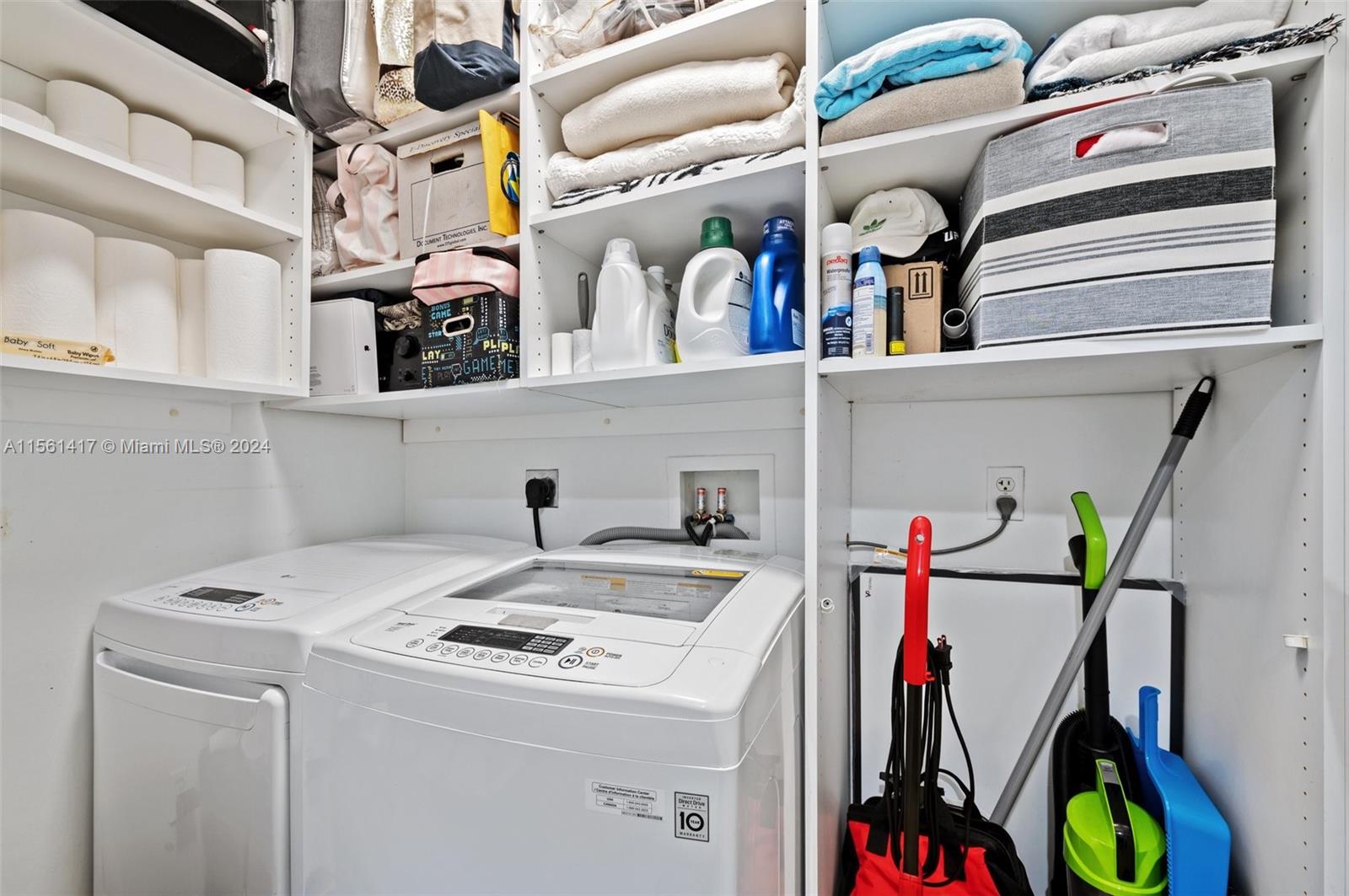 3330 NE 190th St 717, Aventura, Florida 33180, 2 Bedrooms Bedrooms, ,2 BathroomsBathrooms,Residential,For Sale,3330 NE 190th St 717,A11561417