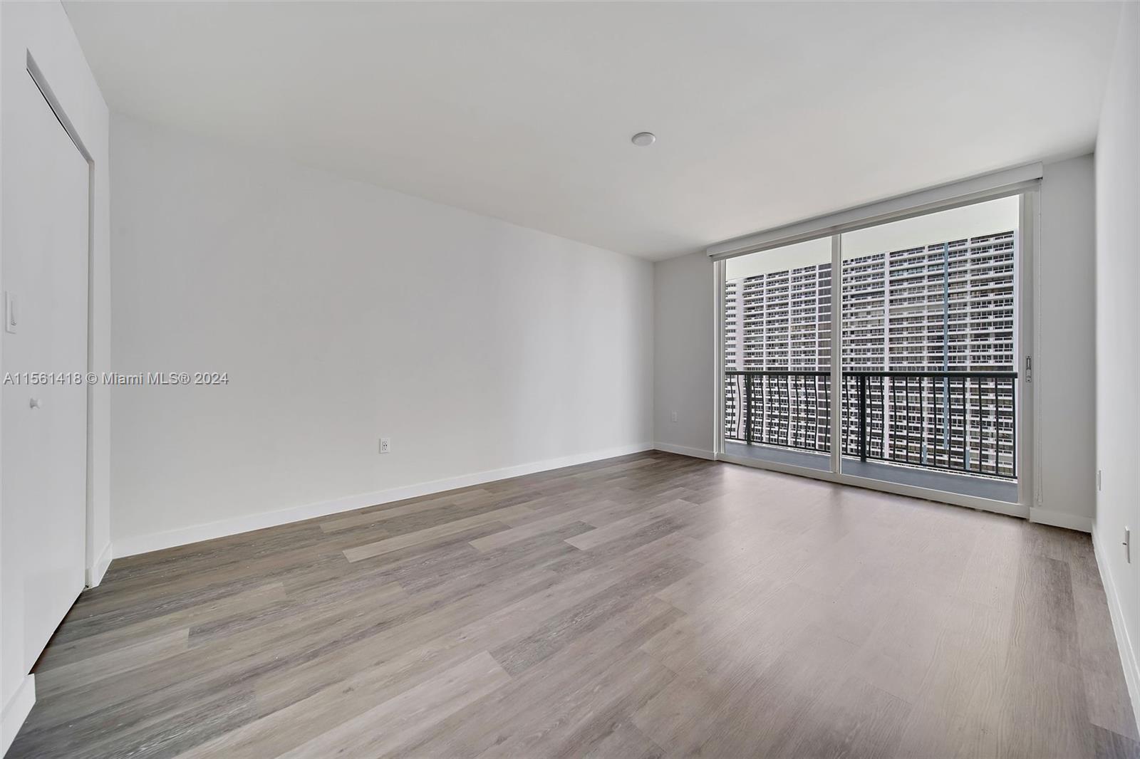 1756 N Bayshore Dr 19D, Miami, Florida 33132, 1 Bedroom Bedrooms, ,1 BathroomBathrooms,Residentiallease,For Rent,1756 N Bayshore Dr 19D,A11561418