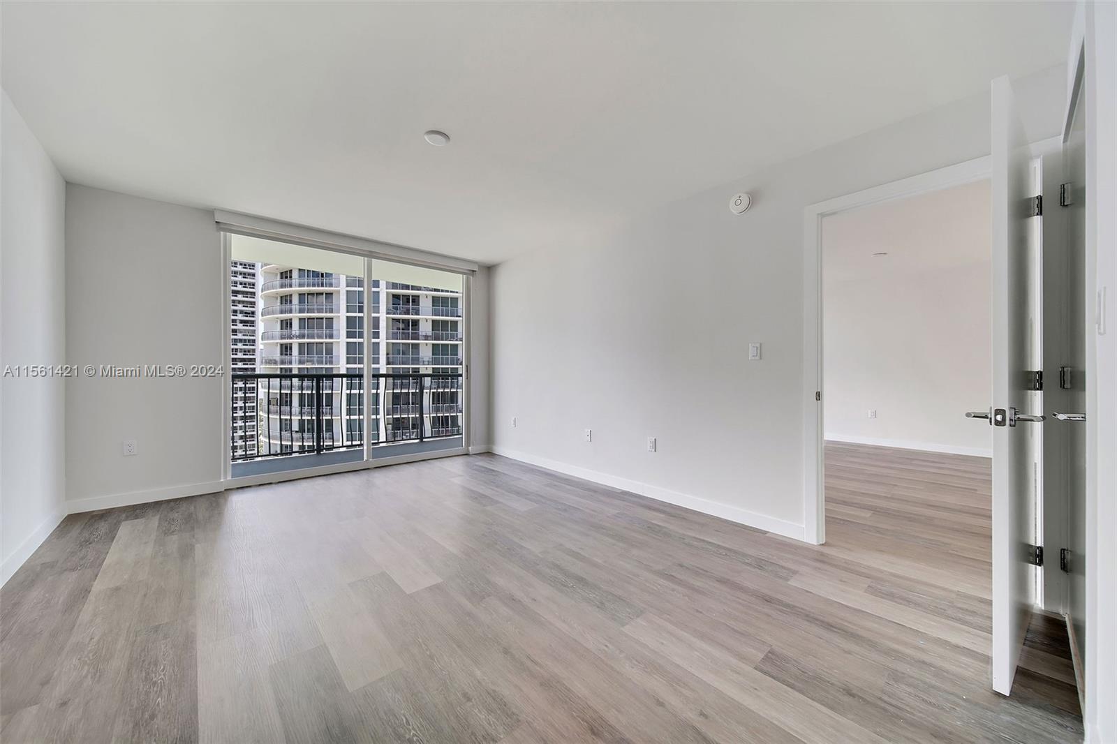 1756 N Bayshore Dr 26C, Miami, Florida 33132, 1 Bedroom Bedrooms, ,1 BathroomBathrooms,Residentiallease,For Rent,1756 N Bayshore Dr 26C,A11561421