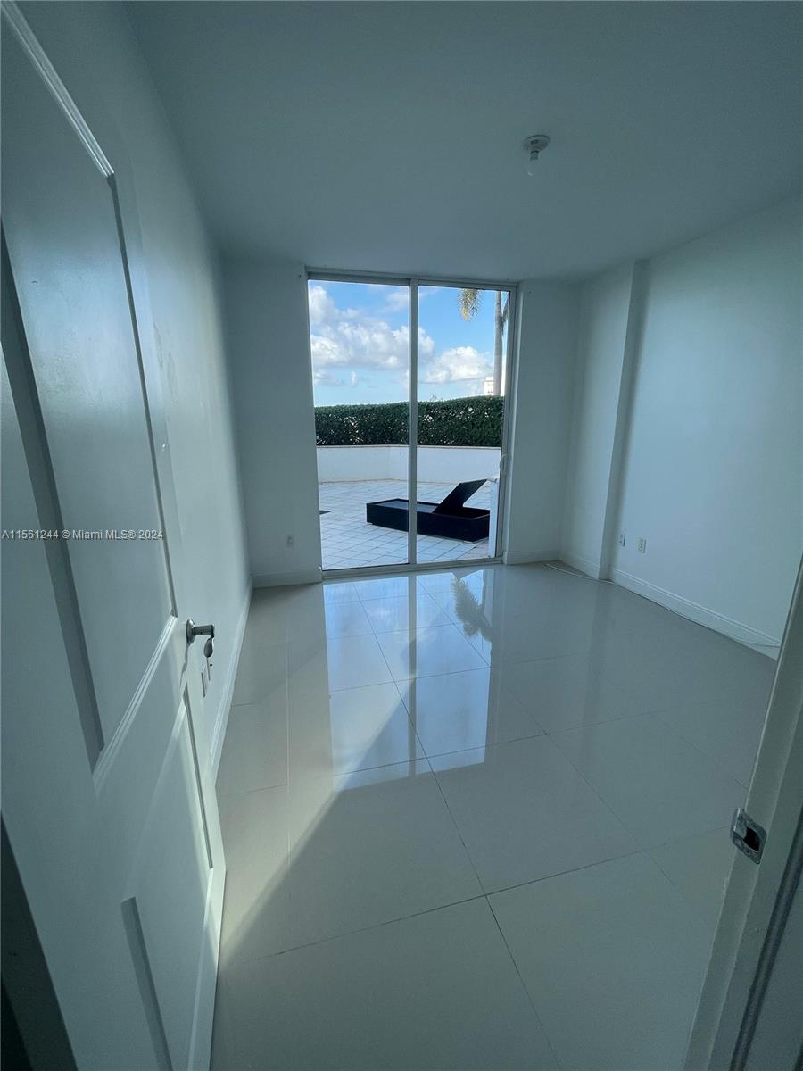 7900 Harbor Island Dr 513, North Bay Village, Florida 33141, 3 Bedrooms Bedrooms, ,2 BathroomsBathrooms,Residential,For Sale,7900 Harbor Island Dr 513,A11561244