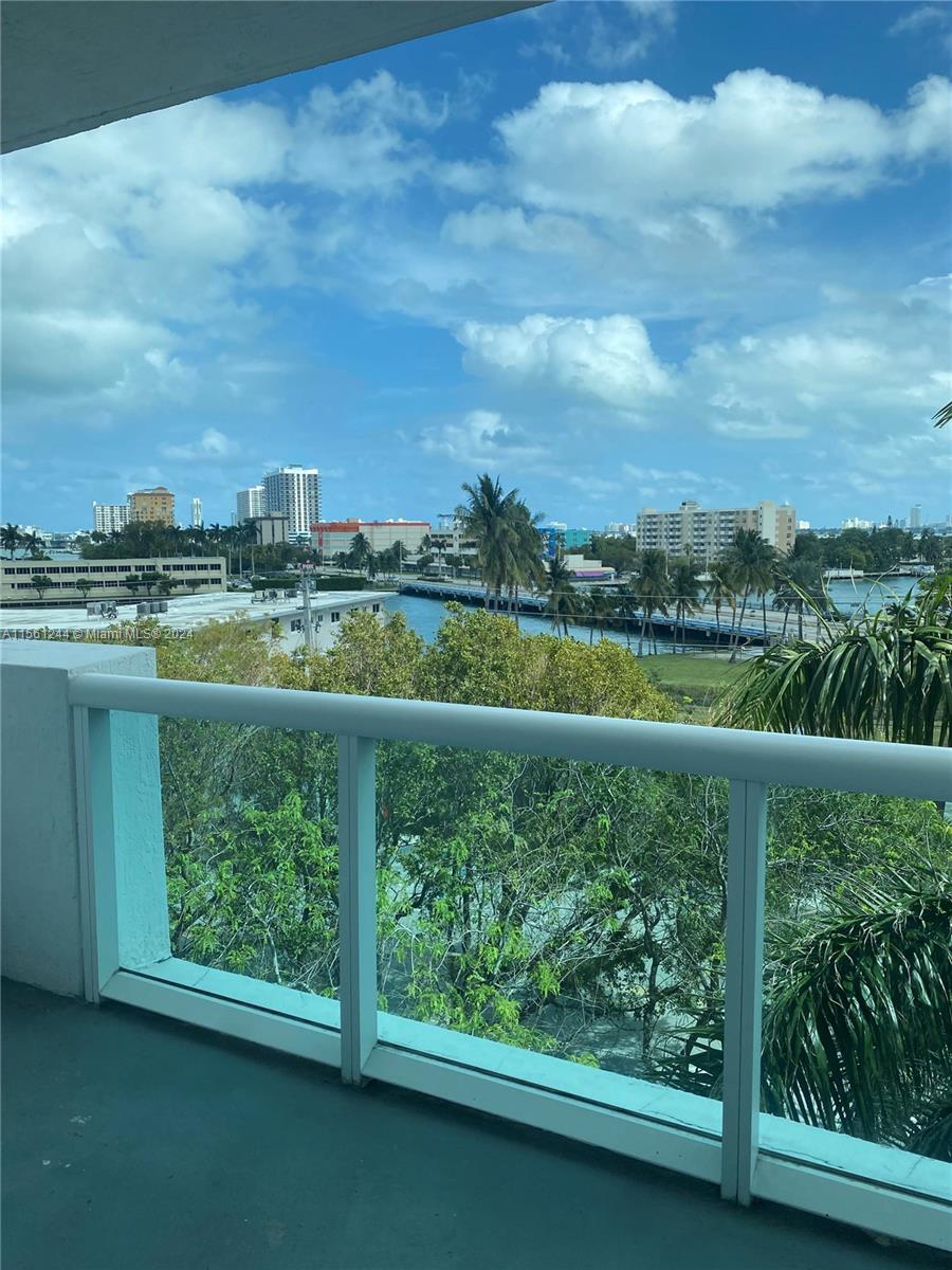 7900 Harbor Island Dr 513, North Bay Village, Florida 33141, 3 Bedrooms Bedrooms, ,2 BathroomsBathrooms,Residential,For Sale,7900 Harbor Island Dr 513,A11561244