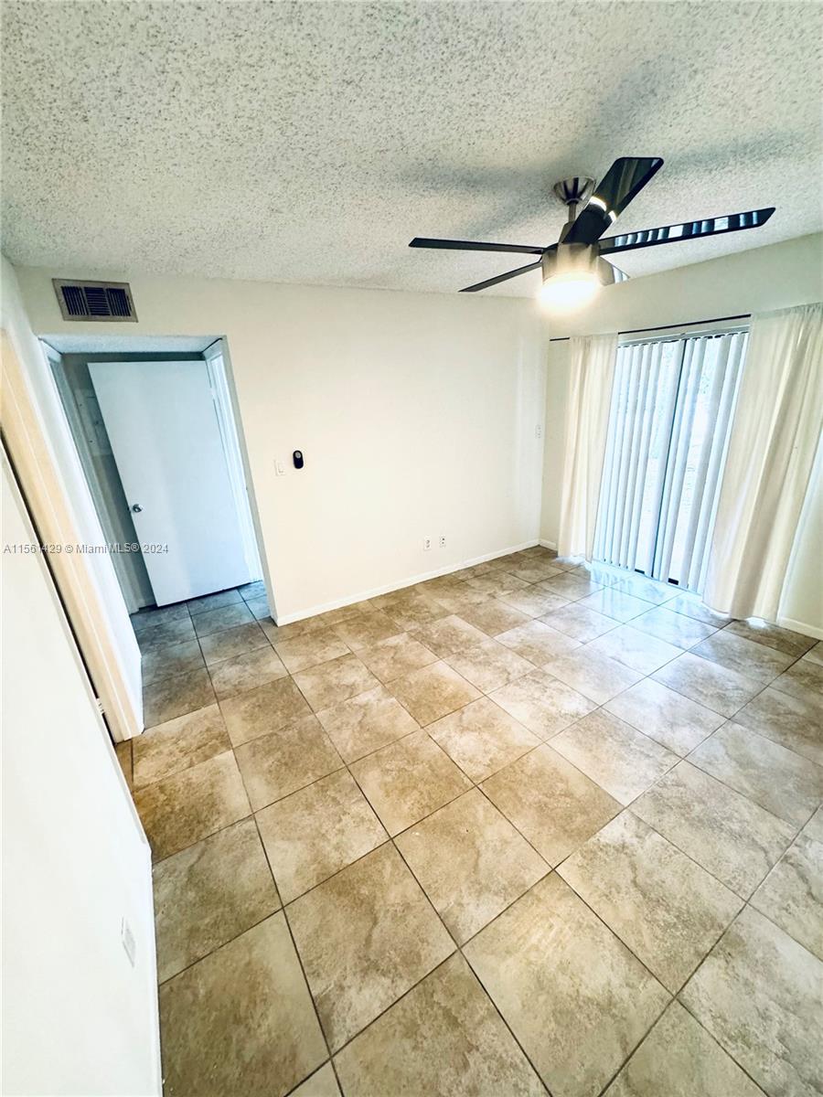 520 S Park Rd 16-12, Hollywood, Florida 33021, 1 Bedroom Bedrooms, ,1 BathroomBathrooms,Residential,For Sale,520 S Park Rd 16-12,A11561429