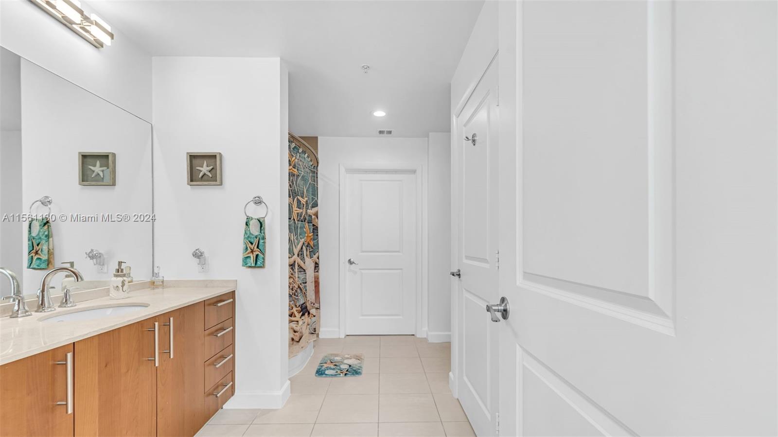 1945 S Ocean Dr 705, Hallandale Beach, Florida 33009, 1 Bedroom Bedrooms, ,1 BathroomBathrooms,Residentiallease,For Rent,1945 S Ocean Dr 705,A11561130