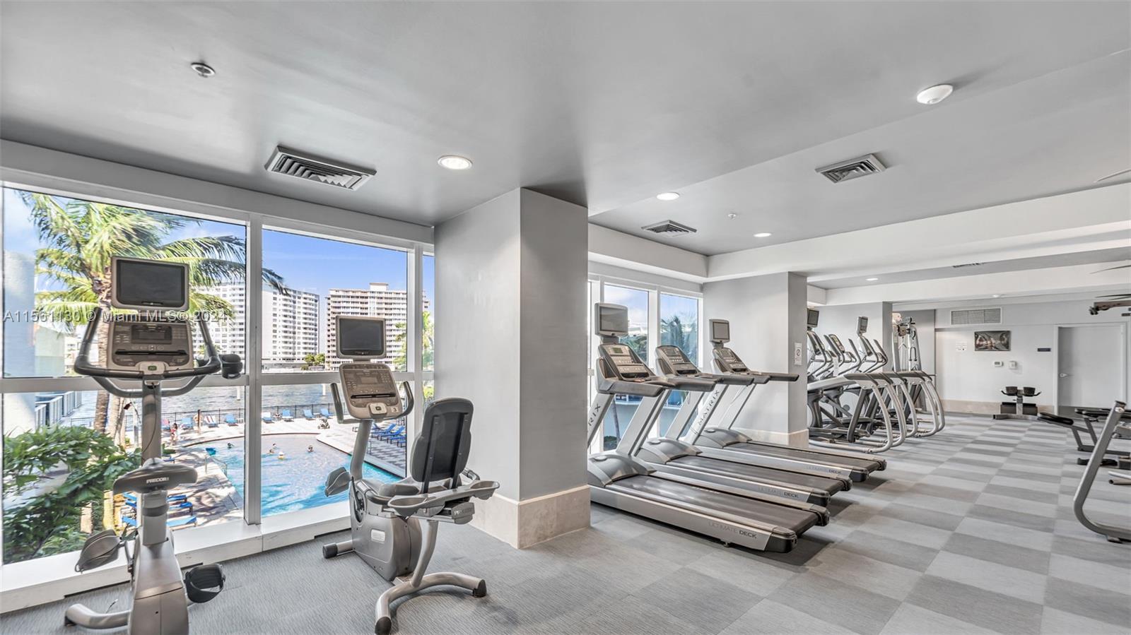 1945 S Ocean Dr 705, Hallandale Beach, Florida 33009, 1 Bedroom Bedrooms, ,1 BathroomBathrooms,Residentiallease,For Rent,1945 S Ocean Dr 705,A11561130