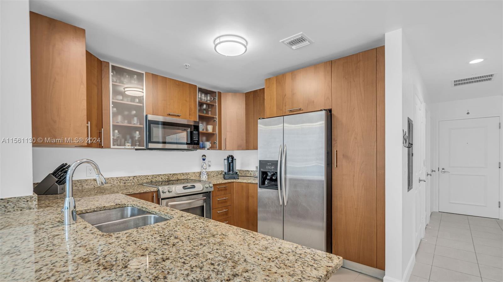 1945 S Ocean Dr 705, Hallandale Beach, Florida 33009, 1 Bedroom Bedrooms, ,1 BathroomBathrooms,Residentiallease,For Rent,1945 S Ocean Dr 705,A11561130