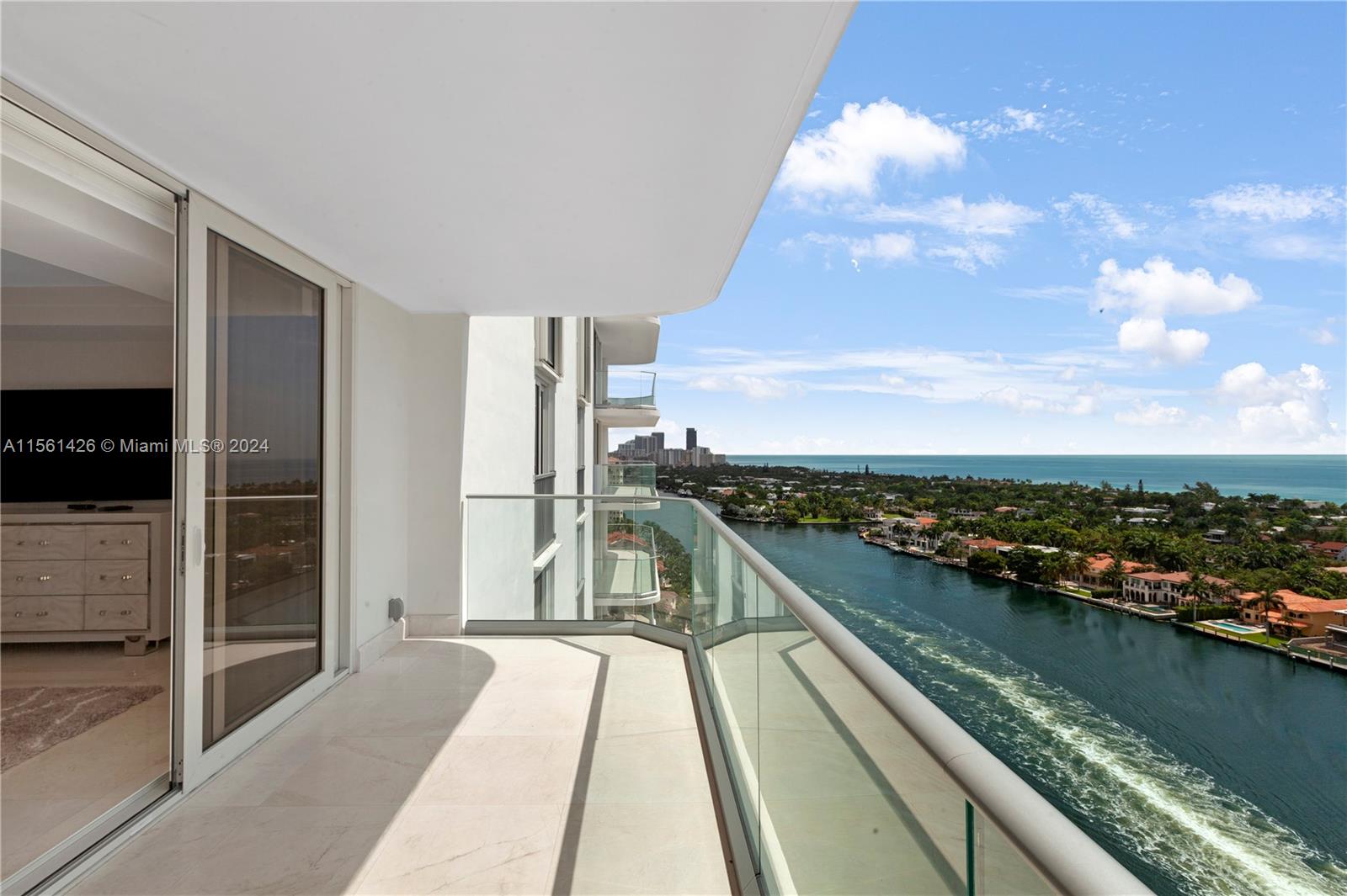 19707 Turnberry Way 20J, Aventura, Florida 33180, 3 Bedrooms Bedrooms, ,2 BathroomsBathrooms,Residentiallease,For Rent,19707 Turnberry Way 20J,A11561426