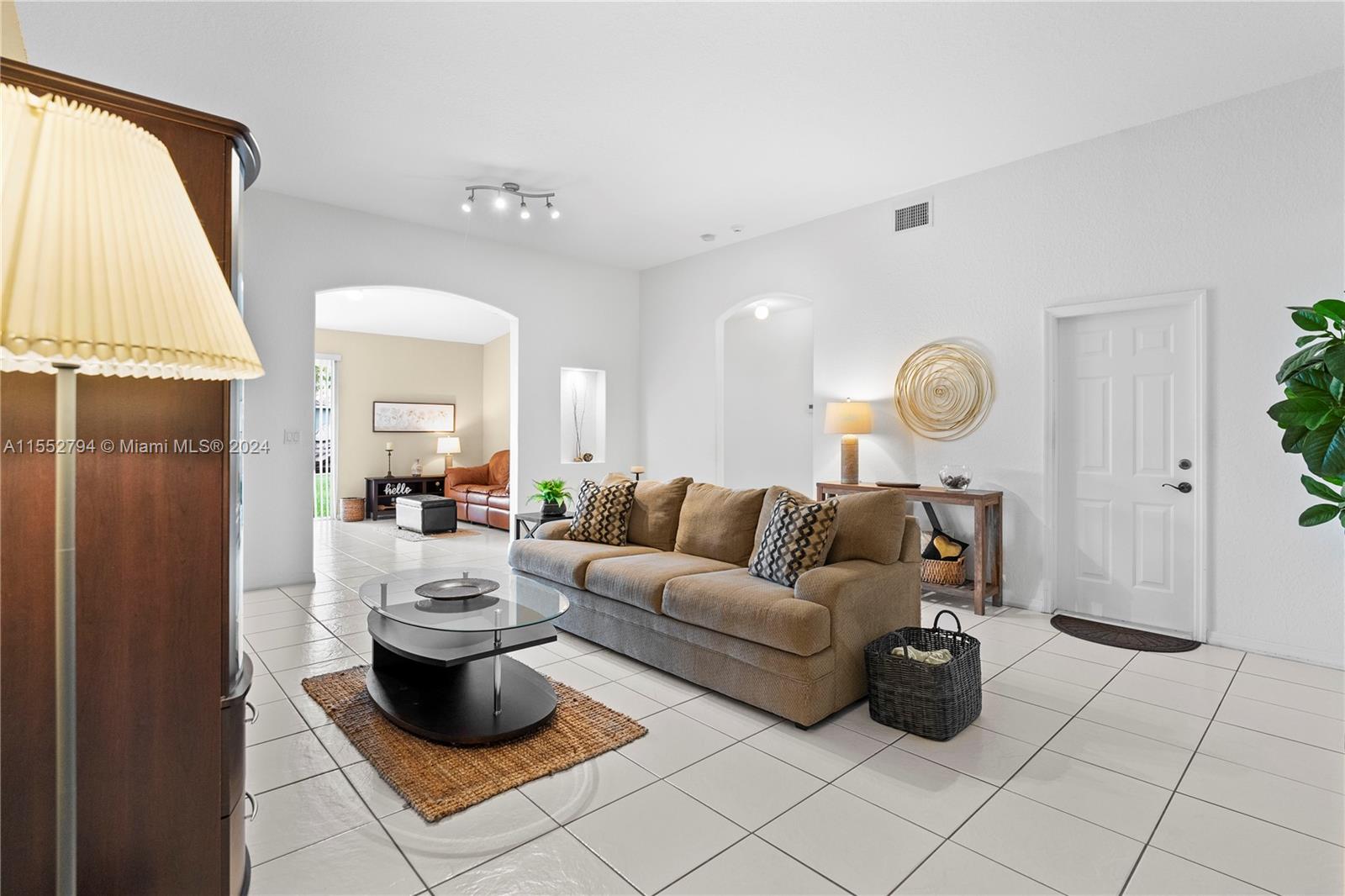 5254 SW 164th Ct, Miami, Florida 33185, 4 Bedrooms Bedrooms, ,2 BathroomsBathrooms,Residential,For Sale,5254 SW 164th Ct,A11552794