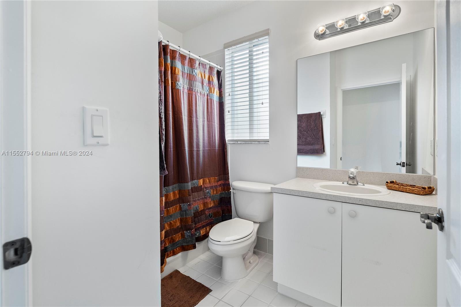 5254 SW 164th Ct, Miami, Florida 33185, 4 Bedrooms Bedrooms, ,2 BathroomsBathrooms,Residential,For Sale,5254 SW 164th Ct,A11552794