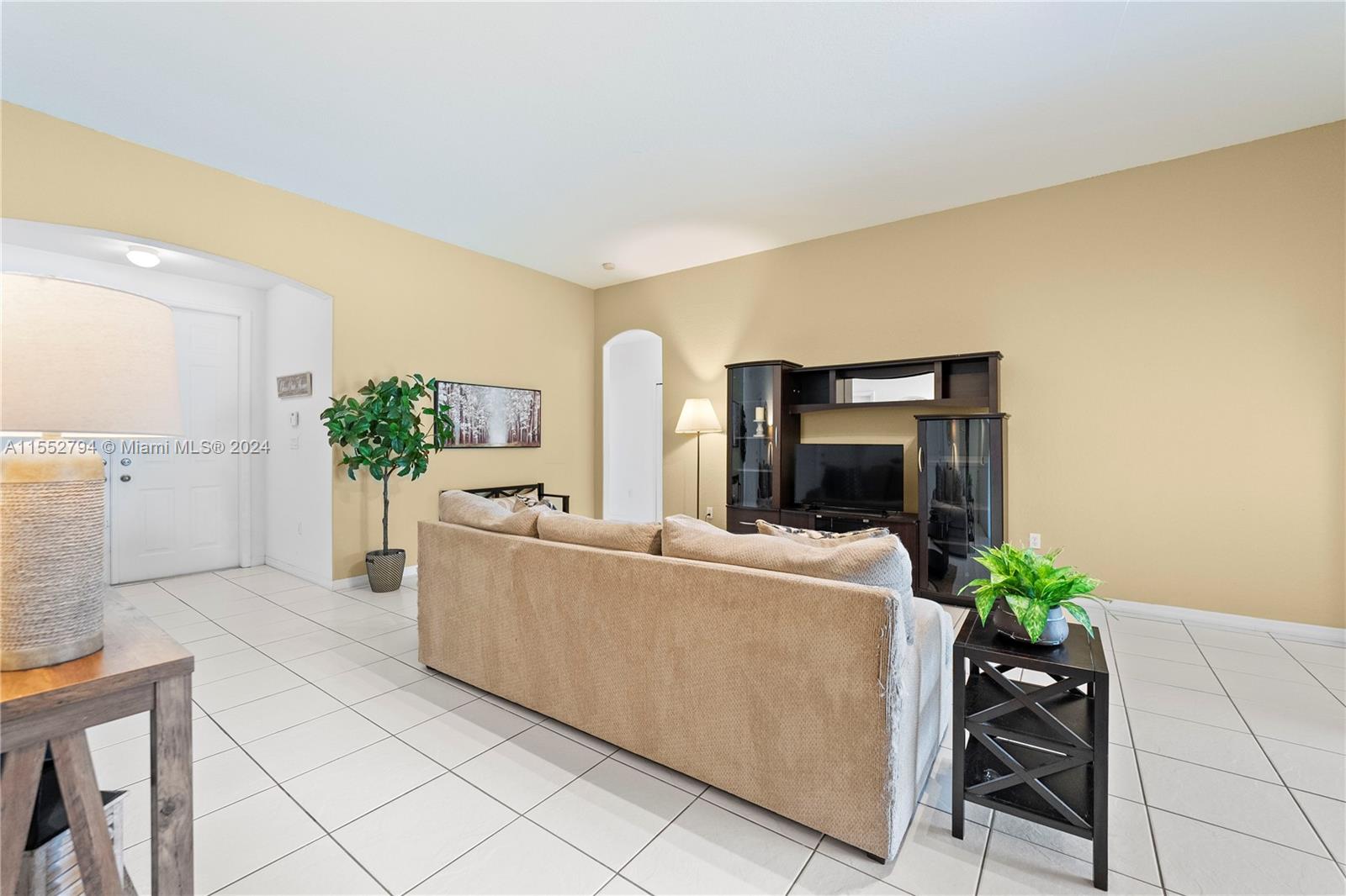 5254 SW 164th Ct, Miami, Florida 33185, 4 Bedrooms Bedrooms, ,2 BathroomsBathrooms,Residential,For Sale,5254 SW 164th Ct,A11552794