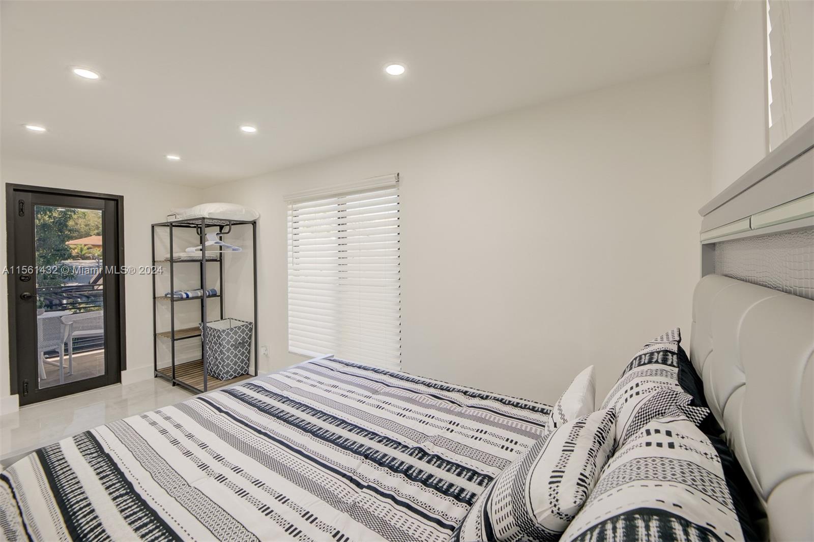 52 NE 47th St, Miami, Florida 33137, 6 Bedrooms Bedrooms, ,5 BathroomsBathrooms,Residential,For Sale,52 NE 47th St,A11561432