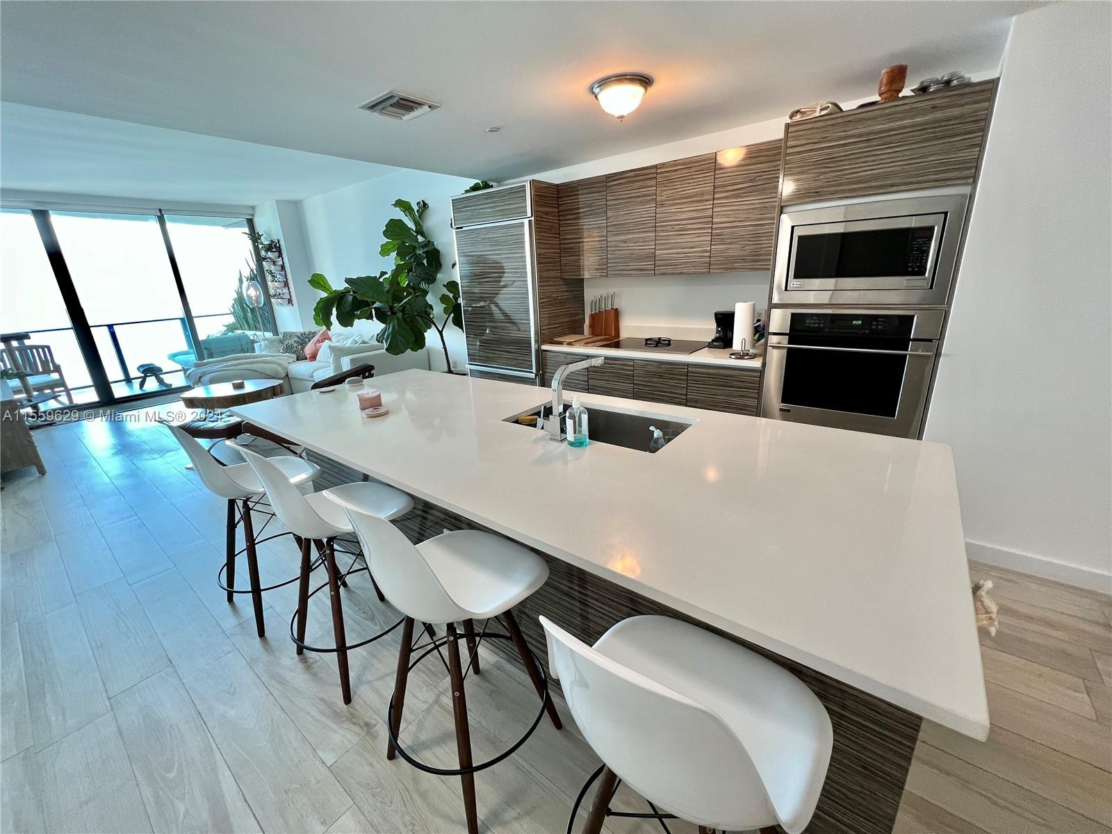 460 NE 28th St 3405, Miami, Florida 33137, 2 Bedrooms Bedrooms, ,2 BathroomsBathrooms,Residentiallease,For Rent,460 NE 28th St 3405,A11559629