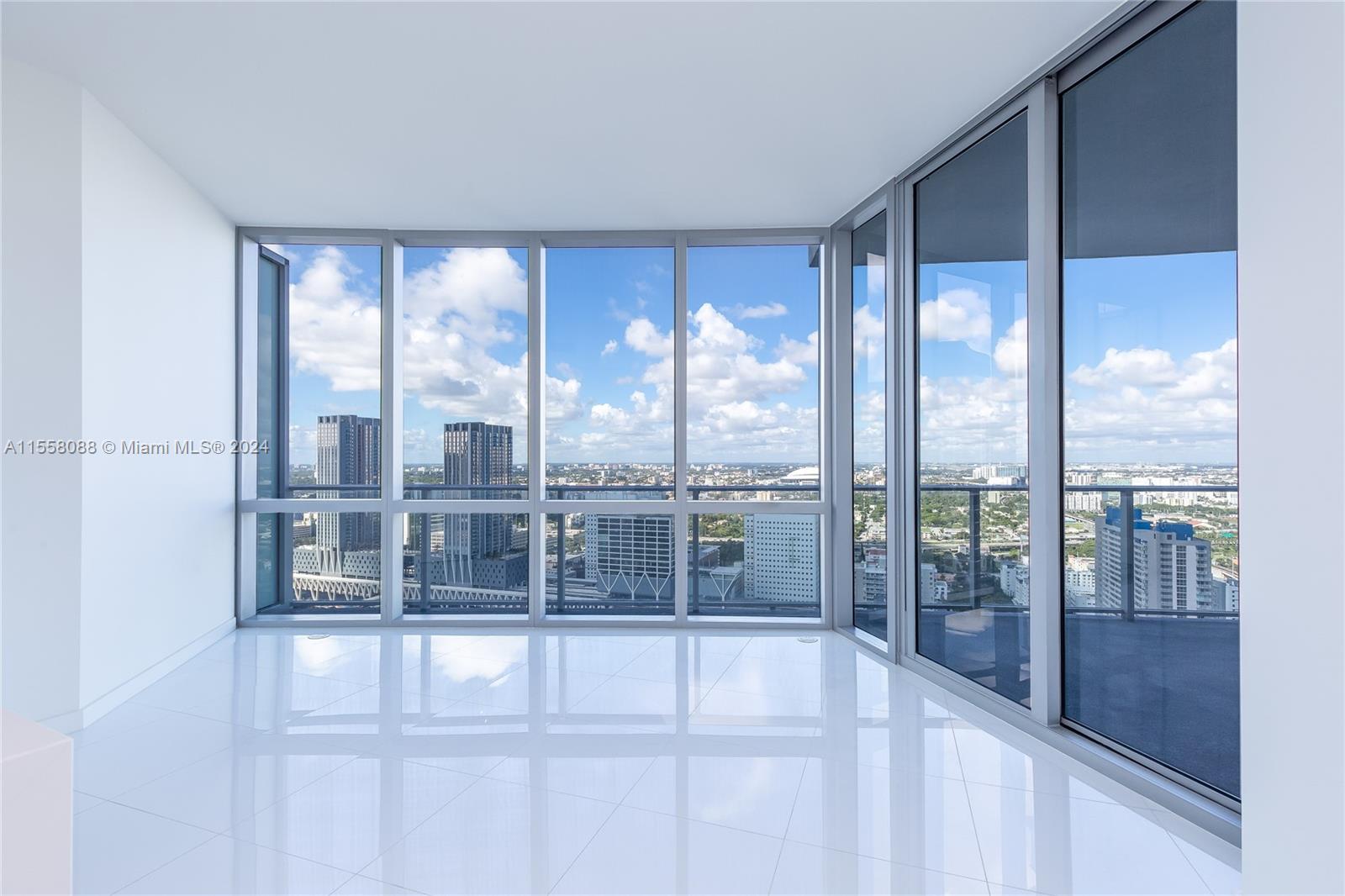 851 NE 1st Ave 3410, Miami, Florida 33132, 1 Bedroom Bedrooms, ,2 BathroomsBathrooms,Residentiallease,For Rent,851 NE 1st Ave 3410,A11558088