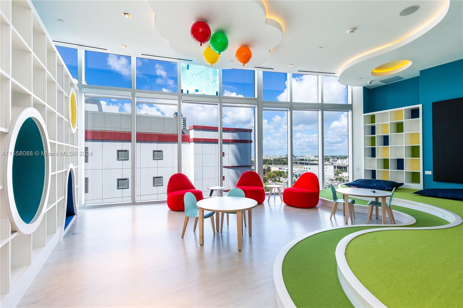 851 NE 1st Ave 3410, Miami, Florida 33132, 1 Bedroom Bedrooms, ,2 BathroomsBathrooms,Residentiallease,For Rent,851 NE 1st Ave 3410,A11558088