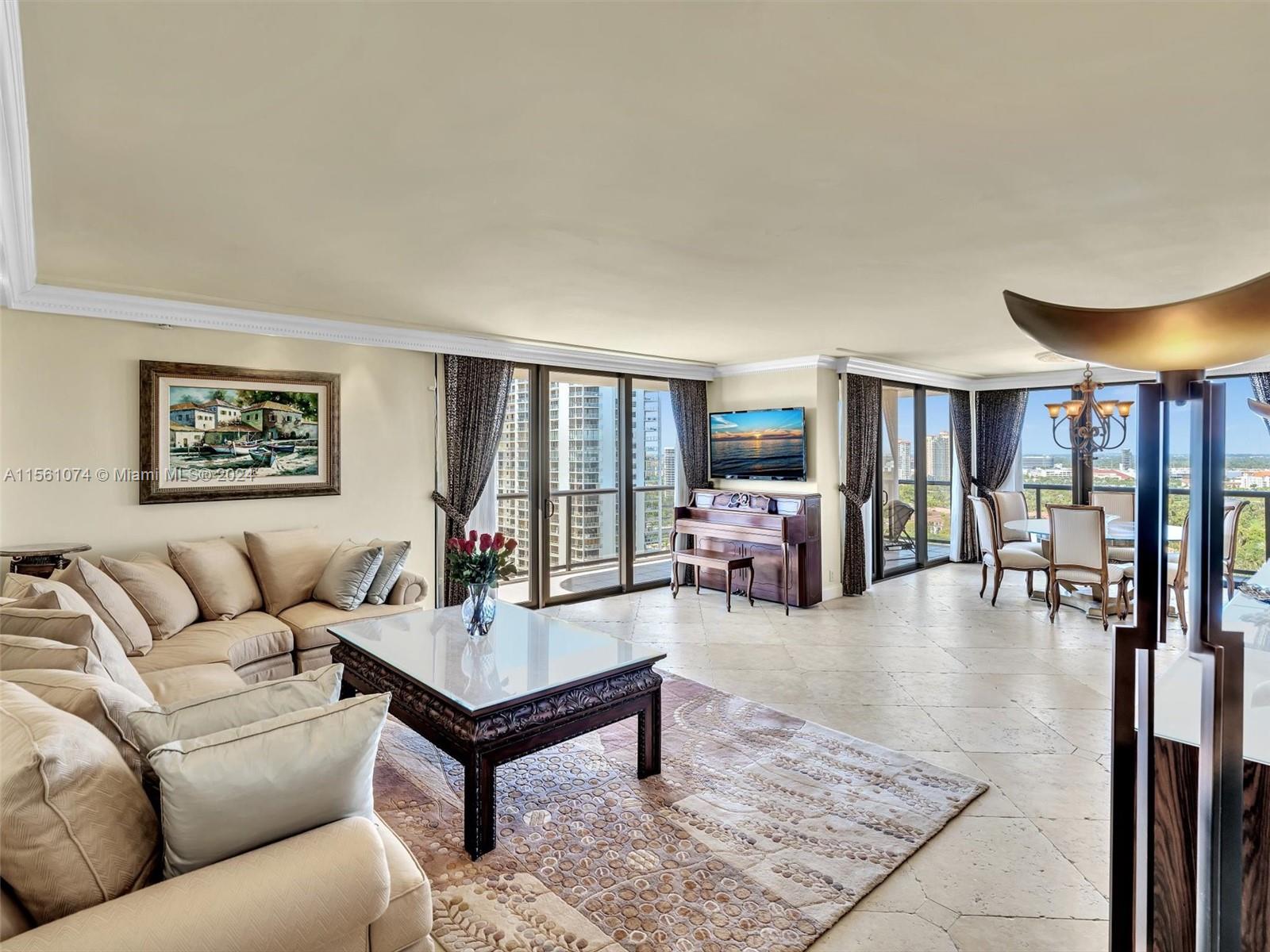 INCREDIBLE GREAT ROOM FOR LIVING AND ENTERTAINING!