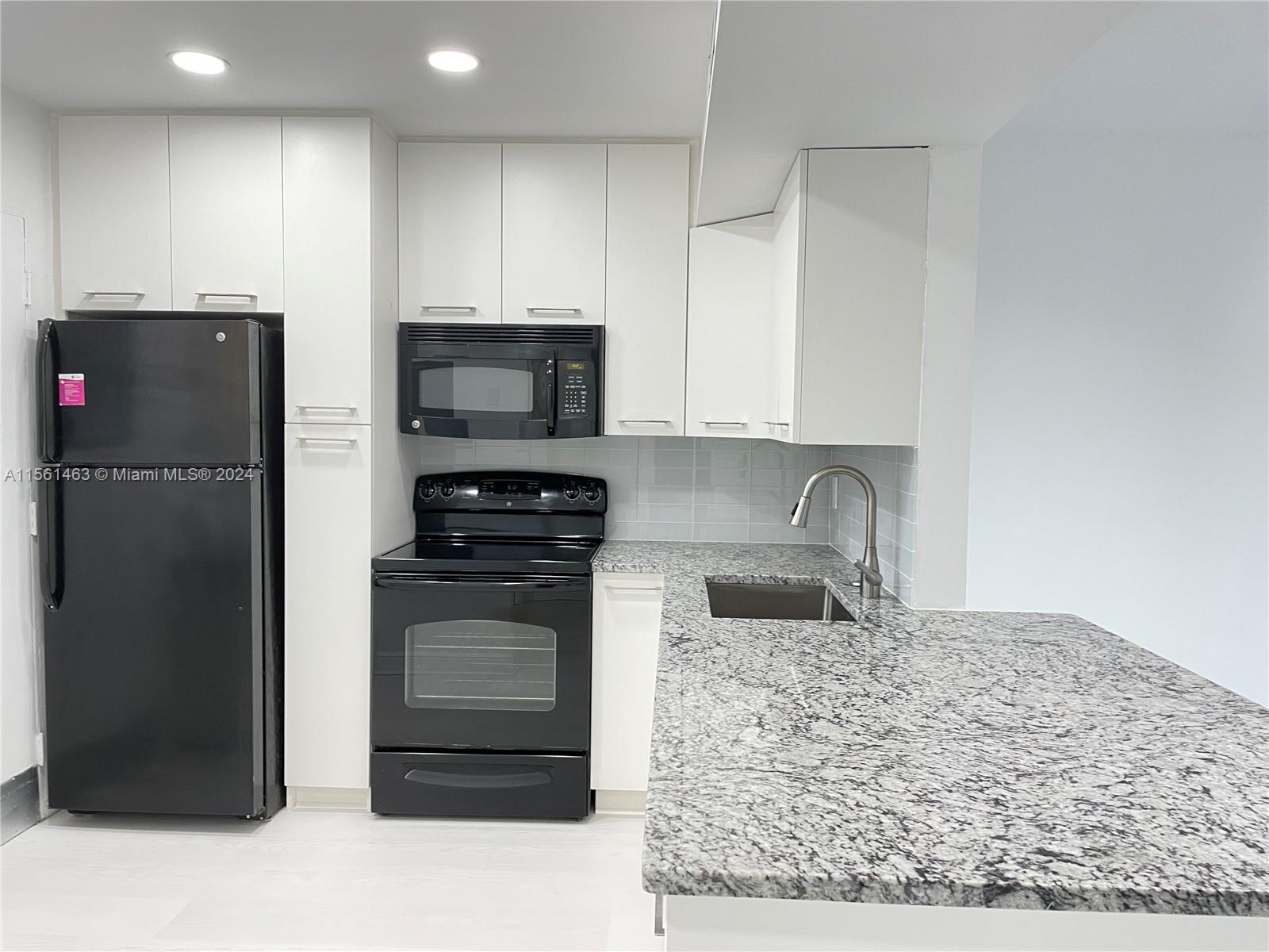 2810 NE 201st Ter G328, Aventura, Florida 33180, 1 Bedroom Bedrooms, ,1 BathroomBathrooms,Residentiallease,For Rent,2810 NE 201st Ter G328,A11561463