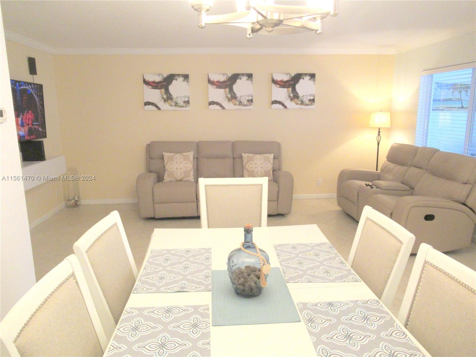 580 Egret Dr 216, Hallandale Beach, Florida 33009, 1 Bedroom Bedrooms, ,1 BathroomBathrooms,Residentiallease,For Rent,580 Egret Dr 216,A11561470