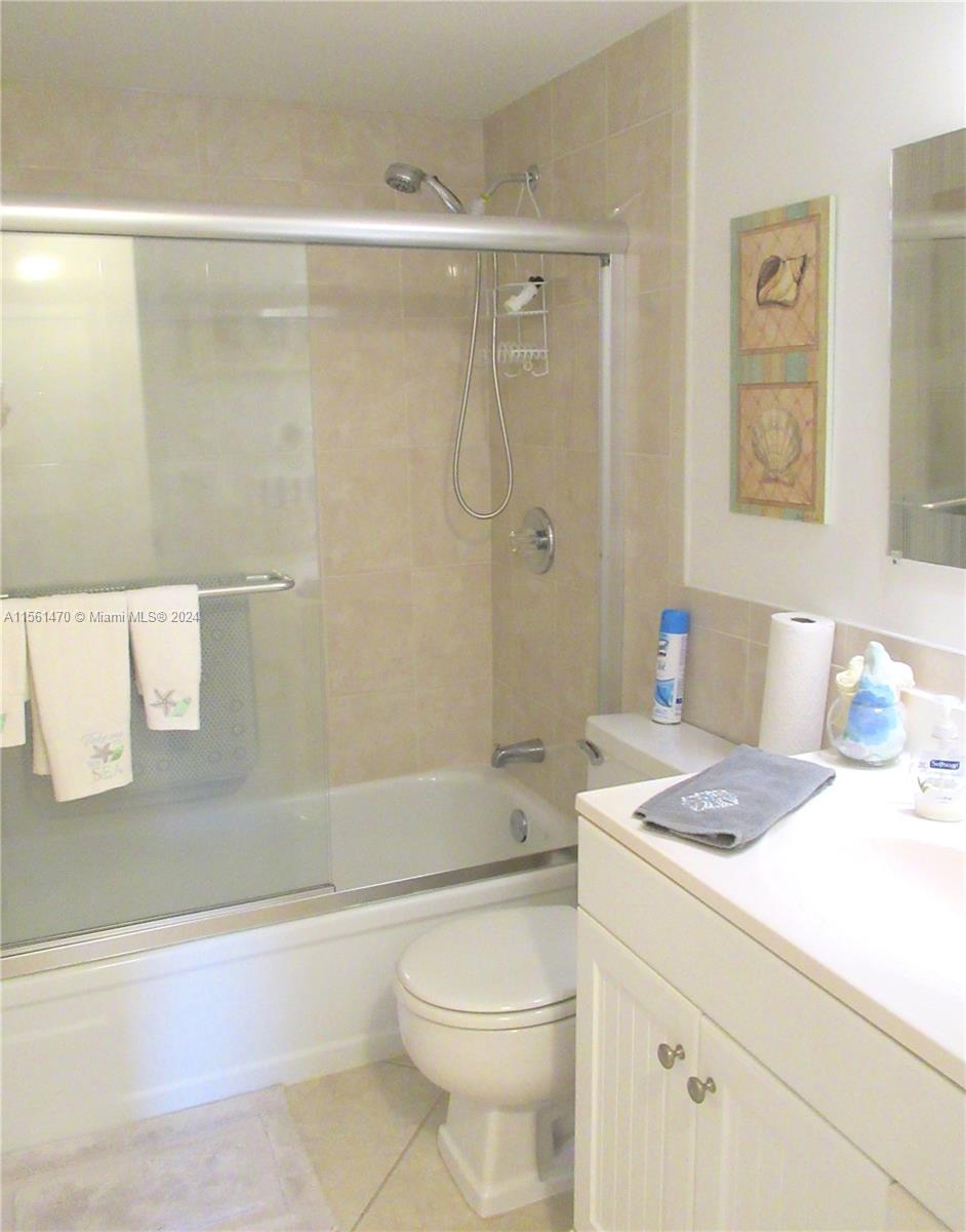 580 Egret Dr 216, Hallandale Beach, Florida 33009, 1 Bedroom Bedrooms, ,1 BathroomBathrooms,Residentiallease,For Rent,580 Egret Dr 216,A11561470