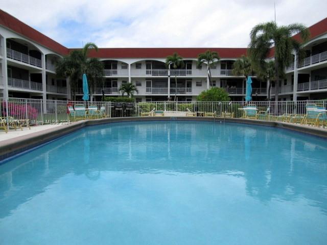 580 Egret Dr 216, Hallandale Beach, Florida 33009, 1 Bedroom Bedrooms, ,1 BathroomBathrooms,Residentiallease,For Rent,580 Egret Dr 216,A11561470