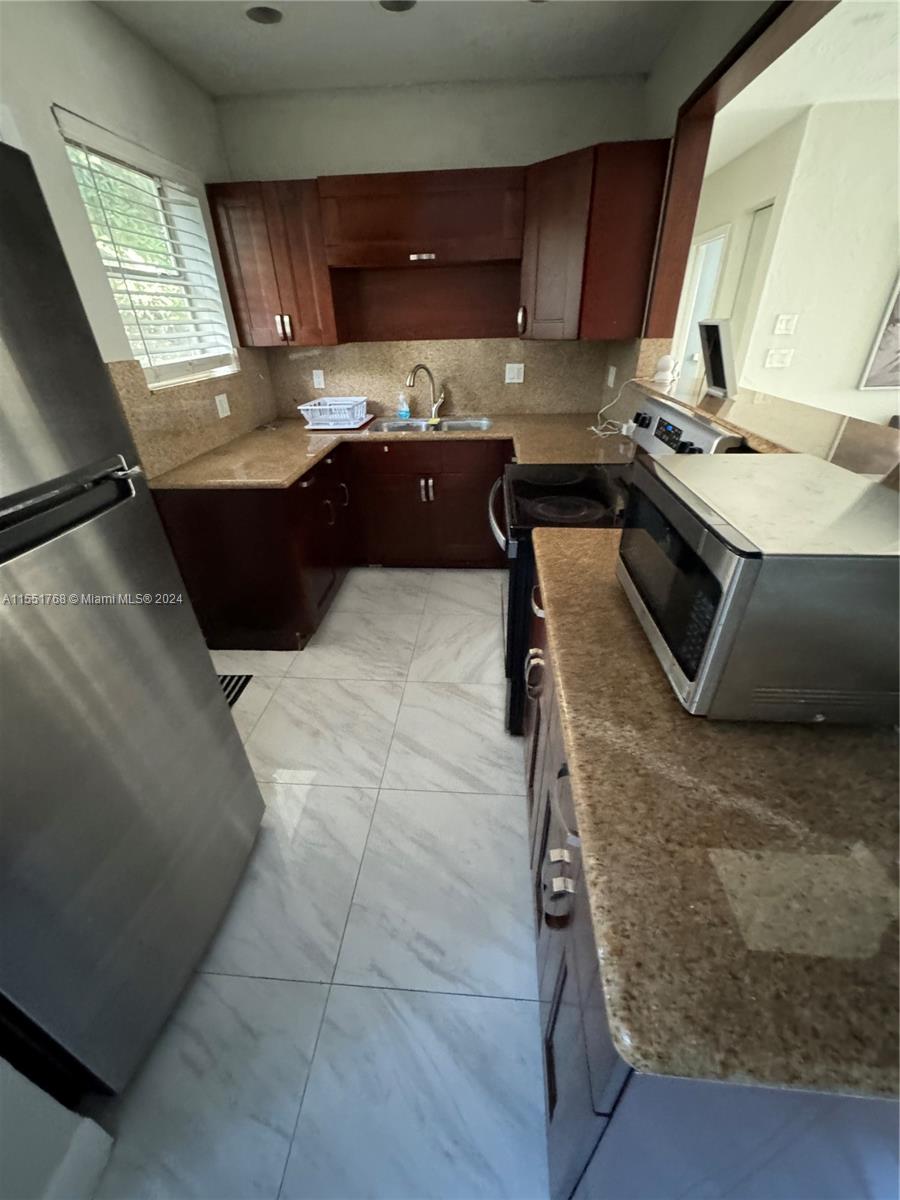 2111 Monroe Ter house, Hollywood, Florida 33020, 3 Bedrooms Bedrooms, ,1 BathroomBathrooms,Residentiallease,For Rent,2111 Monroe Ter house,A11551768