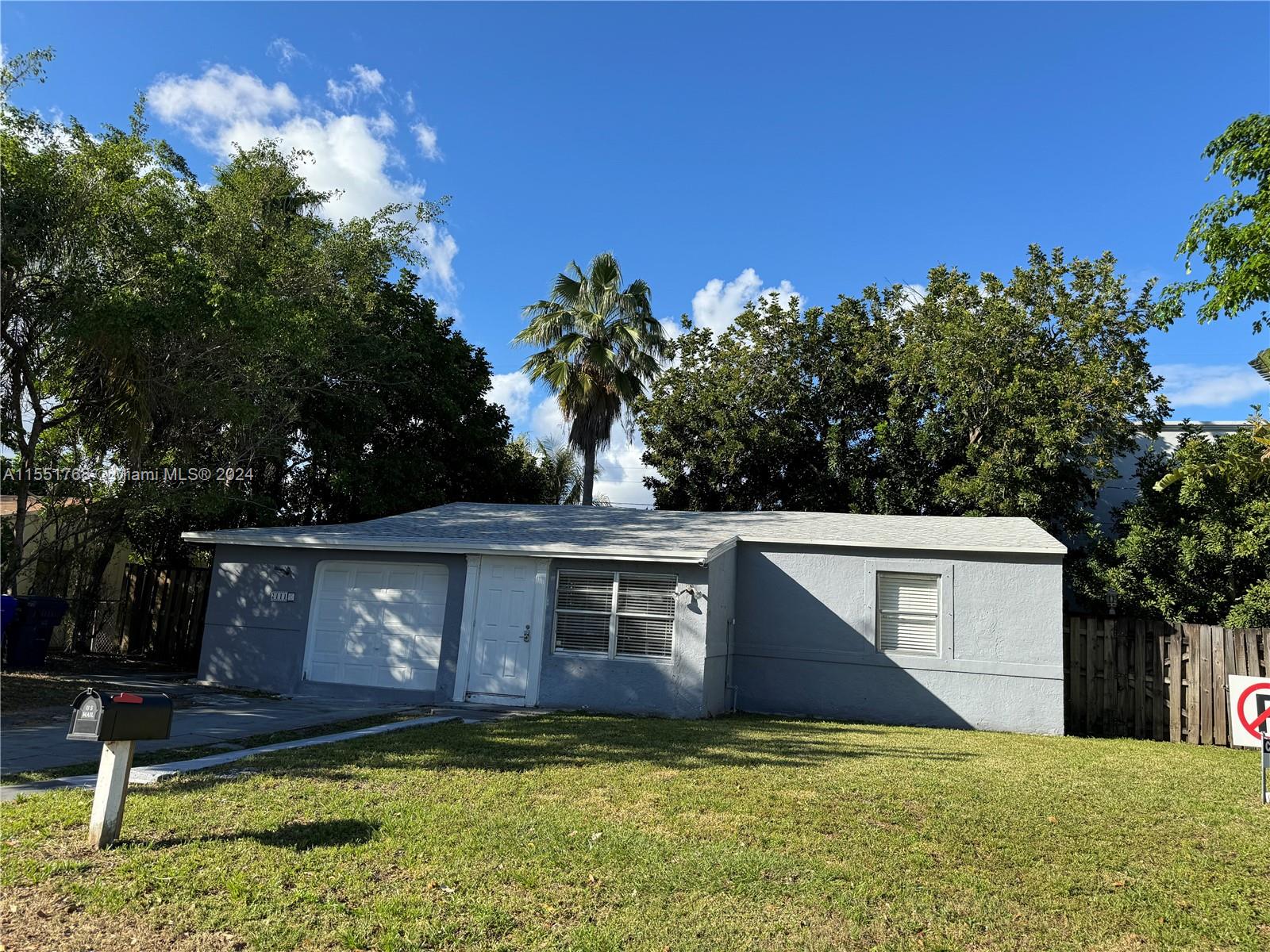 2111 Monroe Ter house, Hollywood, Florida 33020, 3 Bedrooms Bedrooms, ,1 BathroomBathrooms,Residentiallease,For Rent,2111 Monroe Ter house,A11551768
