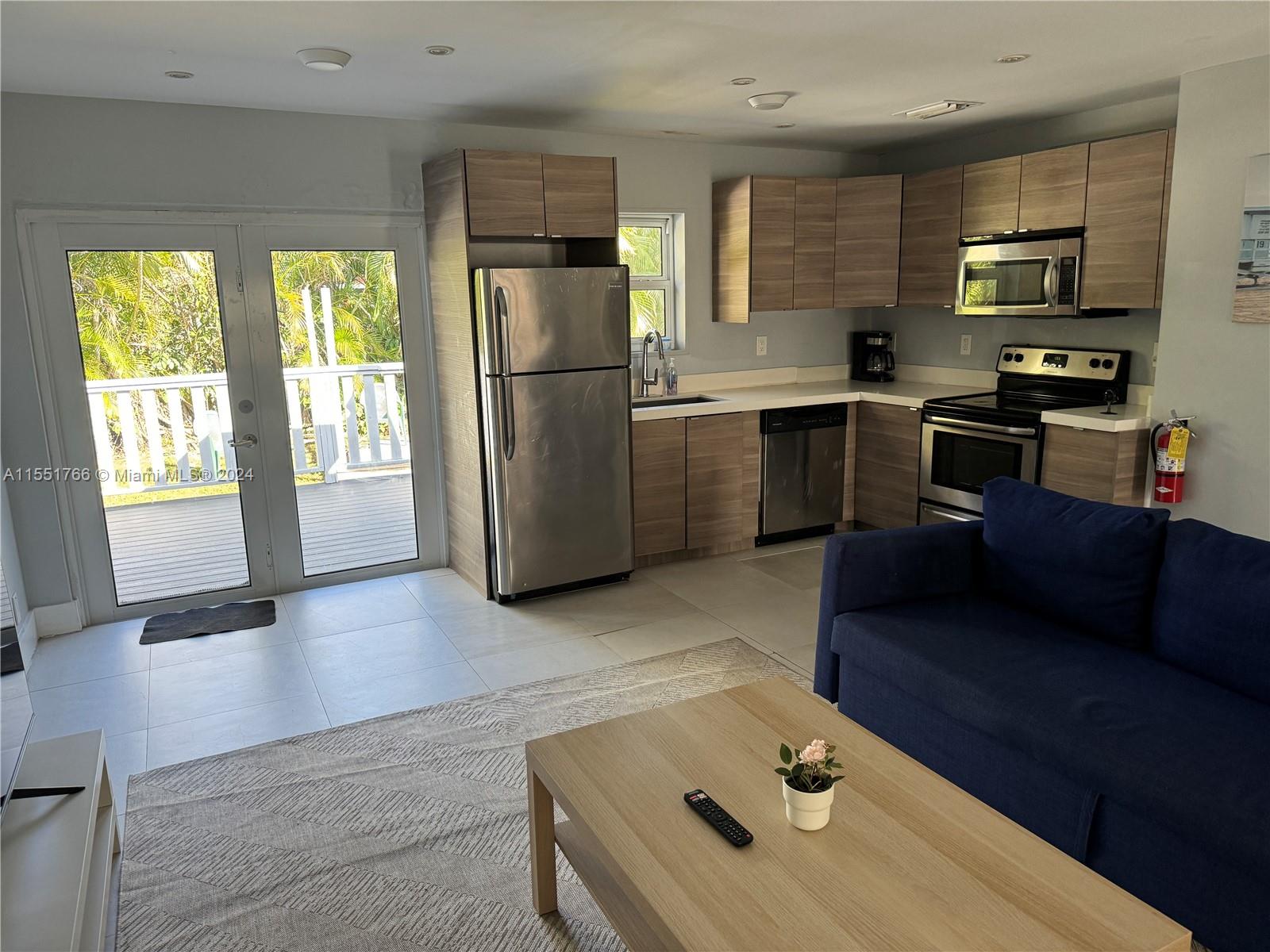 825 N 26th Ave N/A, Hollywood, Florida 33020, 3 Bedrooms Bedrooms, ,1 BathroomBathrooms,Residentiallease,For Rent,825 N 26th Ave N/A,A11551766