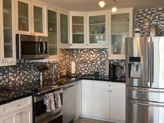345 Ocean Dr 317, Miami Beach, Florida 33139, 1 Bedroom Bedrooms, ,1 BathroomBathrooms,Residentiallease,For Rent,345 Ocean Dr 317,A11561493