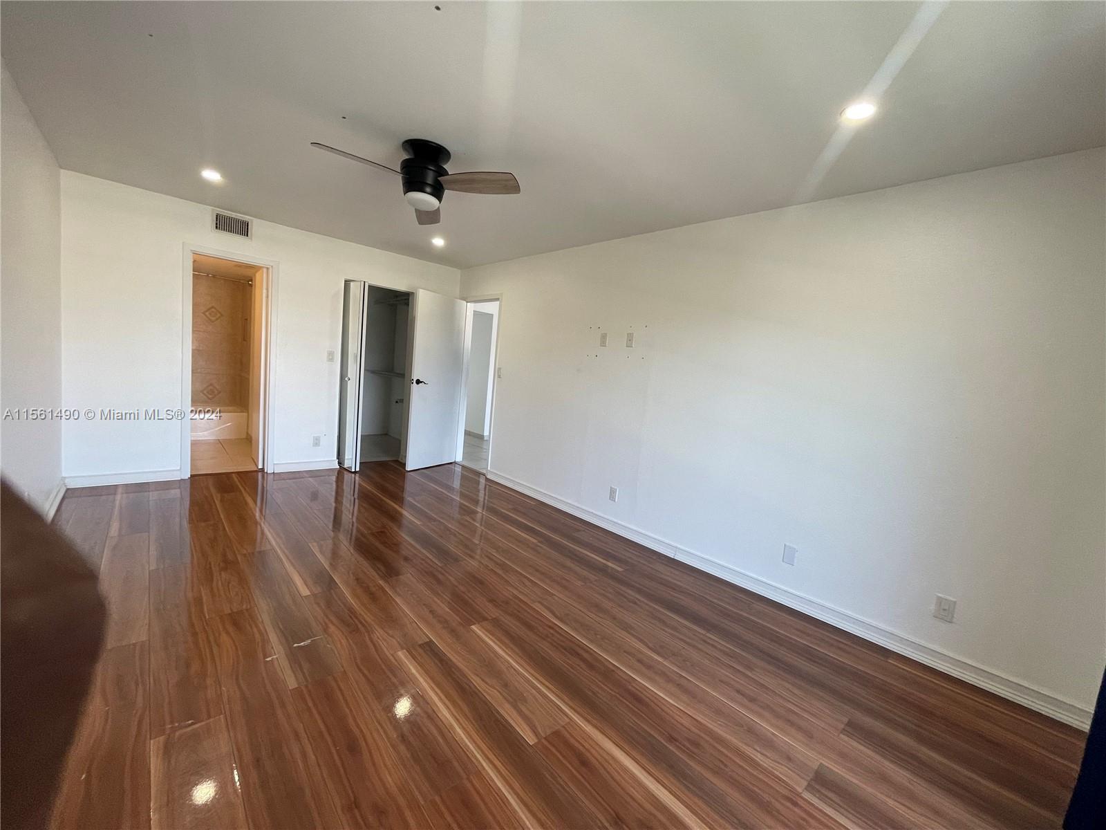 8340 Sands Point Blvd P305, Tamarac, Florida 33321, 1 Bedroom Bedrooms, ,1 BathroomBathrooms,Residential,For Sale,8340 Sands Point Blvd P305,A11561490