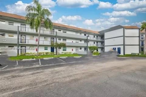 8340 Sands Point Blvd P305, Tamarac, Florida 33321, 1 Bedroom Bedrooms, ,1 BathroomBathrooms,Residential,For Sale,8340 Sands Point Blvd P305,A11561490