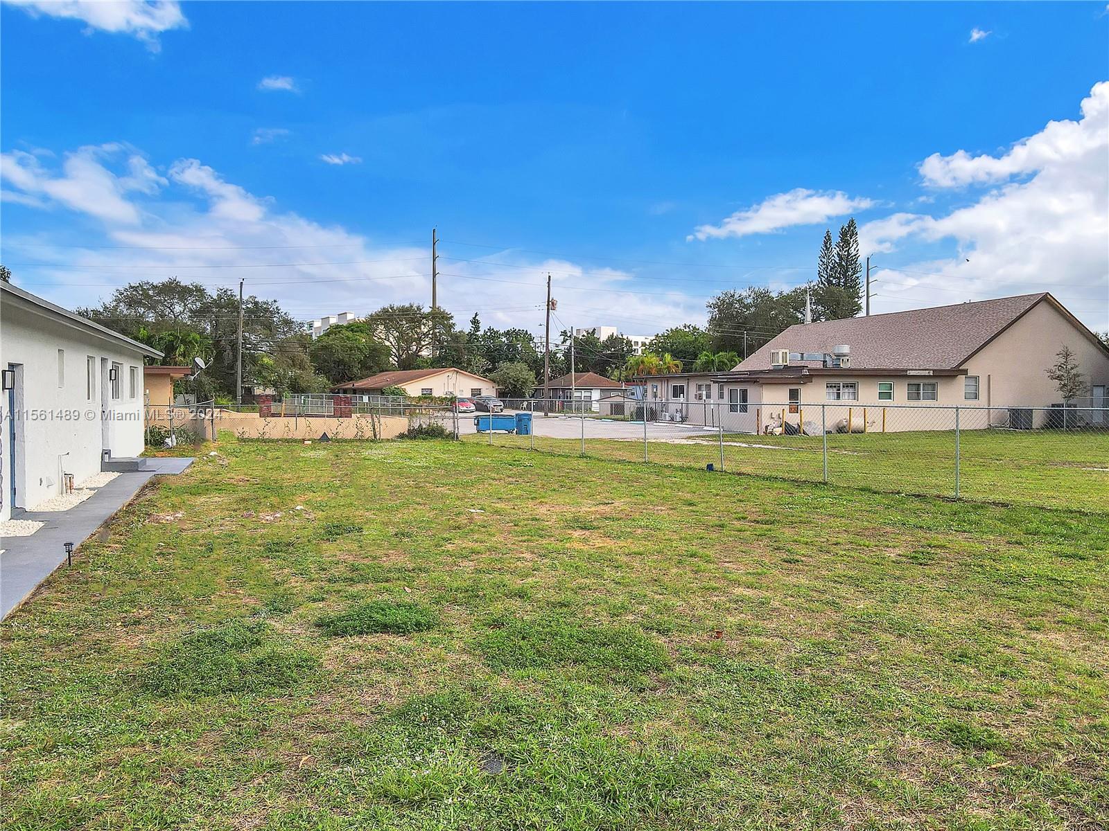 226 NW 6th Ave, Dania Beach, Florida 33004, 3 Bedrooms Bedrooms, 2 Rooms Rooms,3 BathroomsBathrooms,Residential,For Sale,226 NW 6th Ave,A11561489