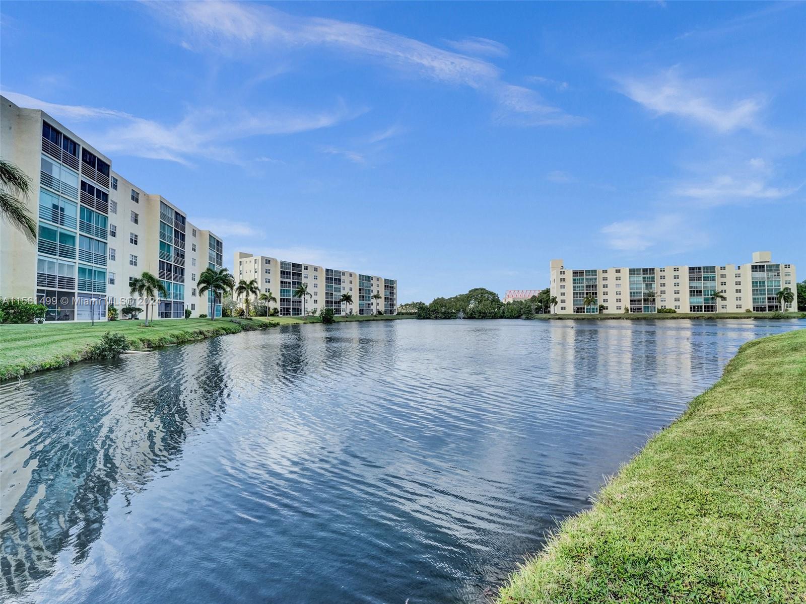 311 SE 3rd St 404, Dania Beach, Florida 33004, 2 Bedrooms Bedrooms, ,2 BathroomsBathrooms,Residential,For Sale,311 SE 3rd St 404,A11561499