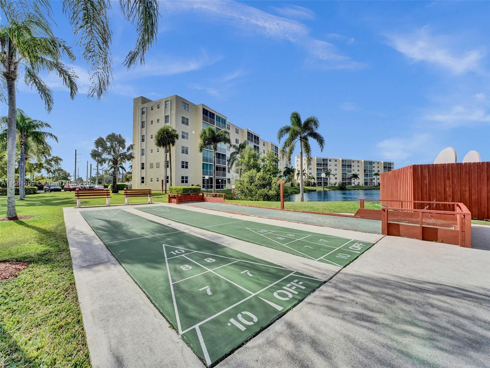 311 SE 3rd St 404, Dania Beach, Florida 33004, 2 Bedrooms Bedrooms, ,2 BathroomsBathrooms,Residential,For Sale,311 SE 3rd St 404,A11561499