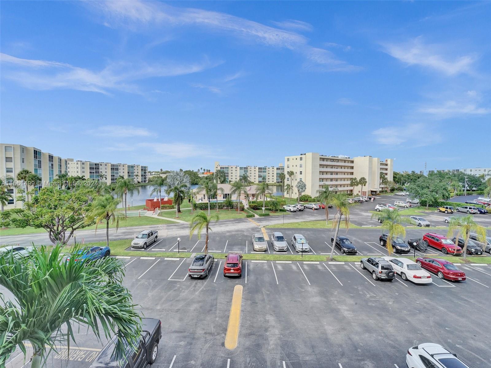 311 SE 3rd St 404, Dania Beach, Florida 33004, 2 Bedrooms Bedrooms, ,2 BathroomsBathrooms,Residential,For Sale,311 SE 3rd St 404,A11561499