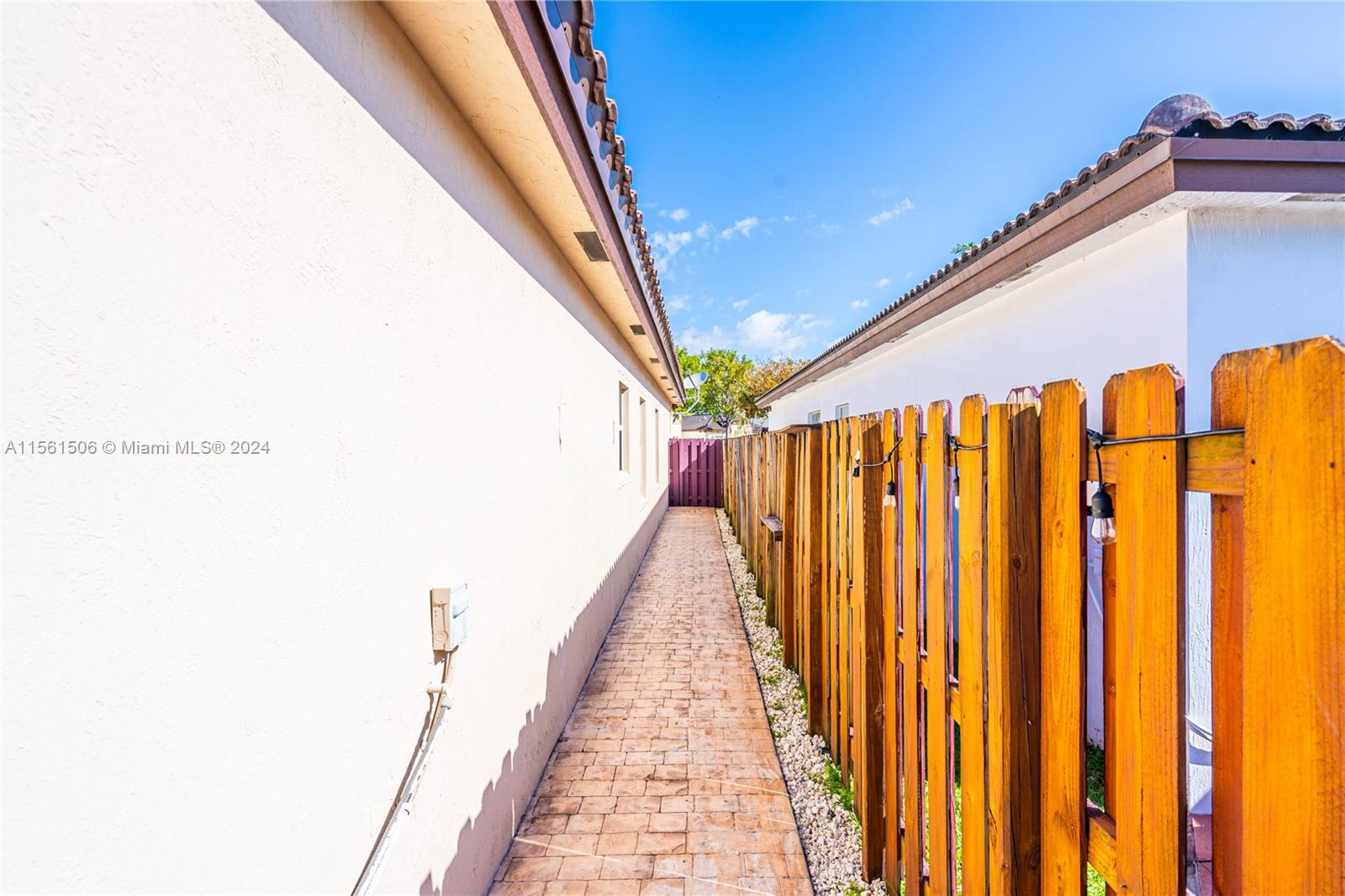 2290 NE 3rd Ct, Homestead, Florida 33033, 4 Bedrooms Bedrooms, ,2 BathroomsBathrooms,Residential,For Sale,2290 NE 3rd Ct,A11561506