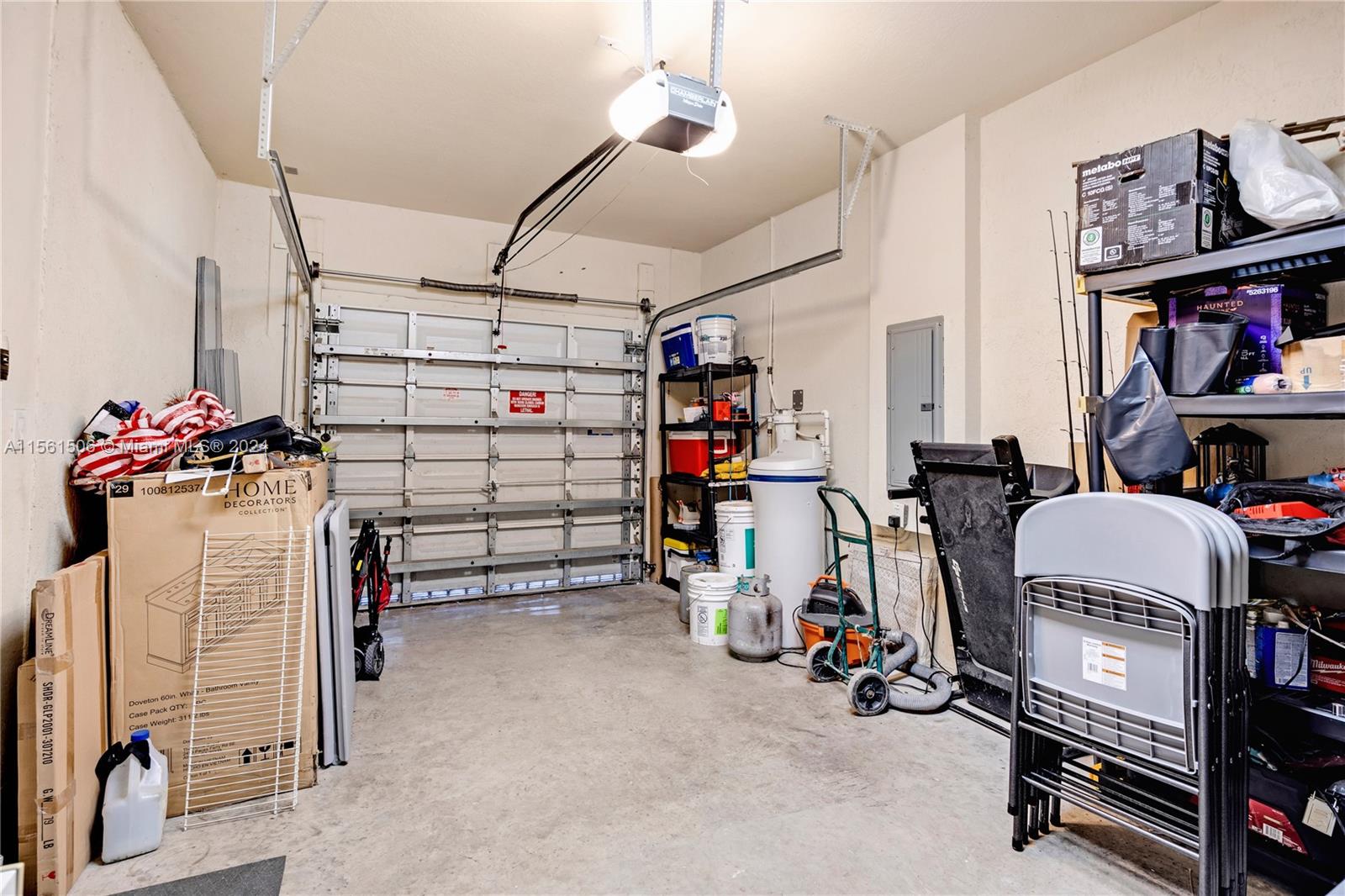 2290 NE 3rd Ct, Homestead, Florida 33033, 4 Bedrooms Bedrooms, ,2 BathroomsBathrooms,Residential,For Sale,2290 NE 3rd Ct,A11561506