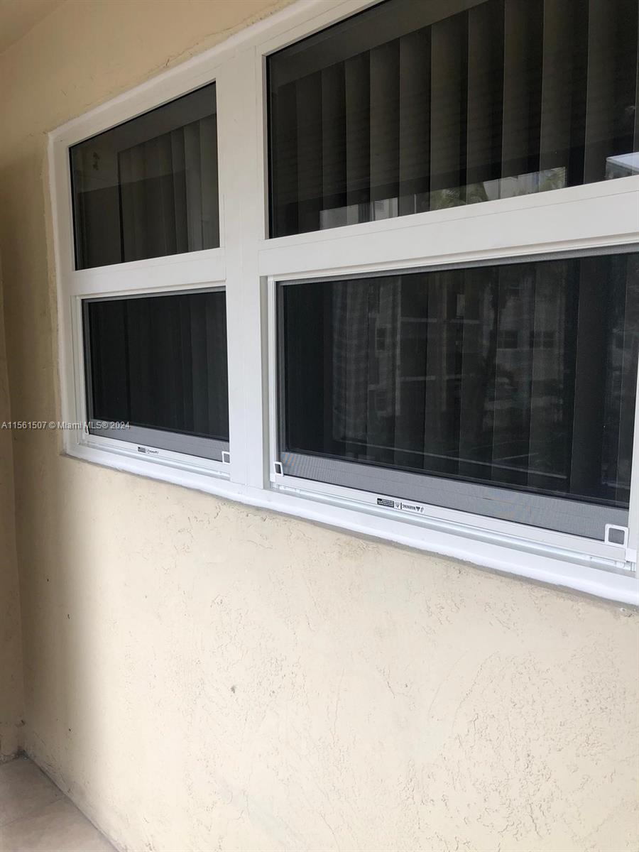 220 SW 9th Ave 210, Hallandale Beach, Florida 33009, 1 Bedroom Bedrooms, ,1 BathroomBathrooms,Residentiallease,For Rent,220 SW 9th Ave 210,A11561507