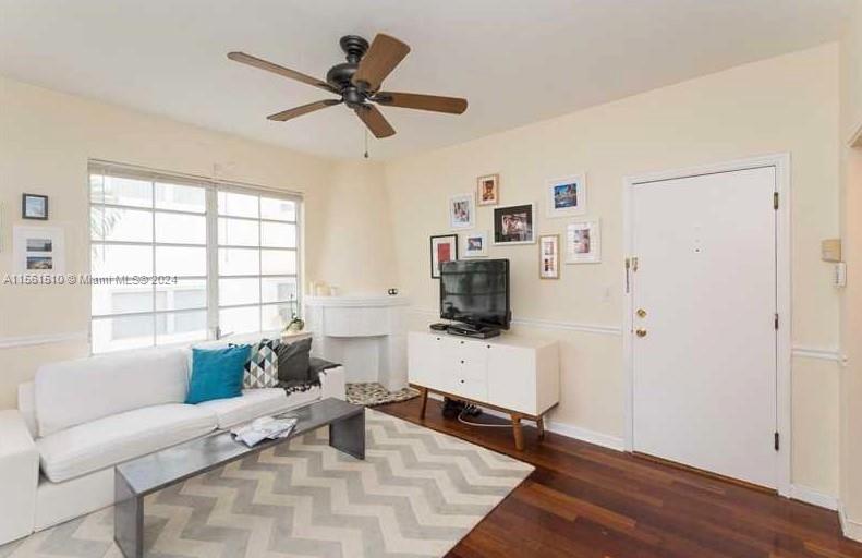 610 8th St 203, Miami Beach, Florida 33139, 1 Bedroom Bedrooms, ,1 BathroomBathrooms,Residential,For Sale,610 8th St 203,A11561510