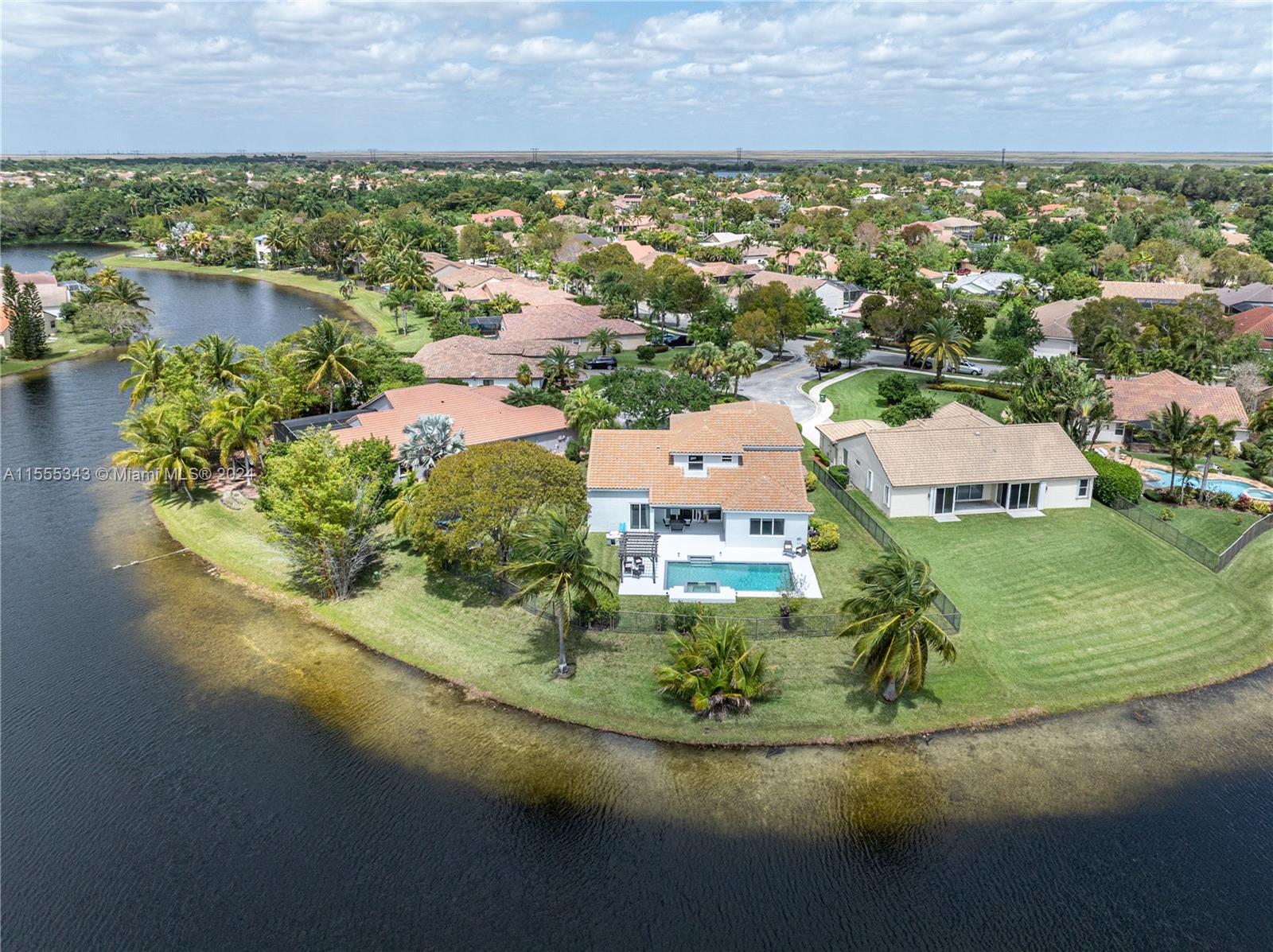 446  Stonemont Dr  For Sale A11555343, FL