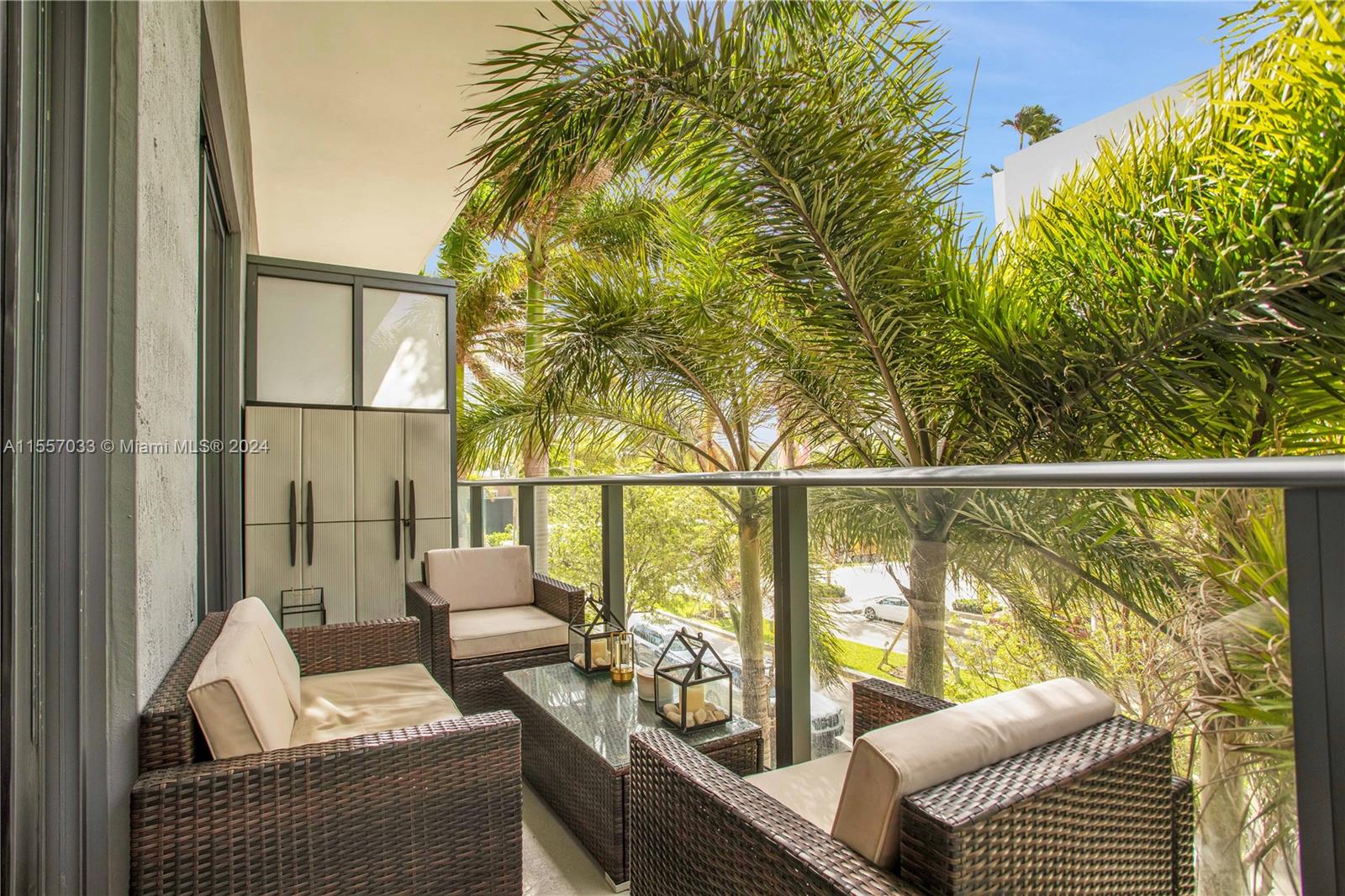 121 NE 34th St L202, Miami, Florida 33137, 1 Bedroom Bedrooms, ,1 BathroomBathrooms,Residential,For Sale,121 NE 34th St L202,A11557033