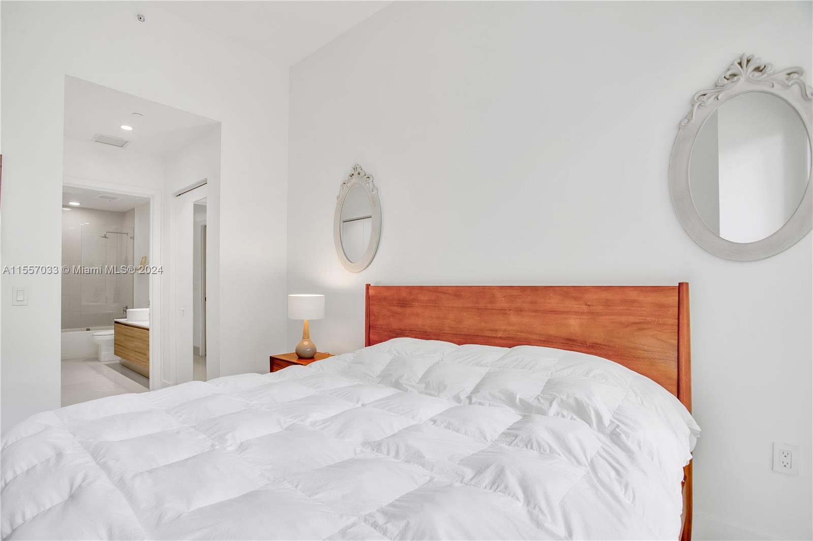 121 NE 34th St L202, Miami, Florida 33137, 1 Bedroom Bedrooms, ,1 BathroomBathrooms,Residential,For Sale,121 NE 34th St L202,A11557033