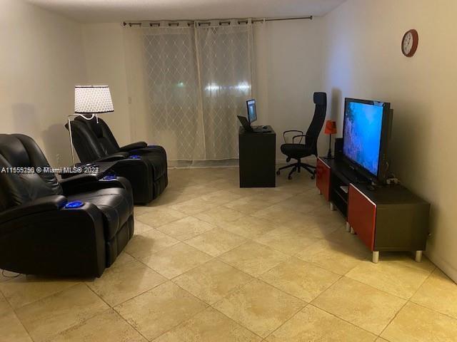 1621 Collins Ave 208, Miami Beach, Florida 33139, 1 Bedroom Bedrooms, ,1 BathroomBathrooms,Residential,For Sale,1621 Collins Ave 208,A11559290