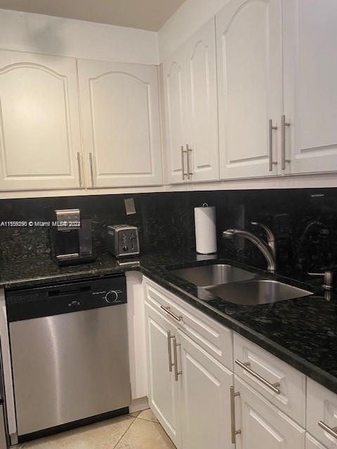 1621 Collins Ave 208, Miami Beach, Florida 33139, 1 Bedroom Bedrooms, ,1 BathroomBathrooms,Residential,For Sale,1621 Collins Ave 208,A11559290