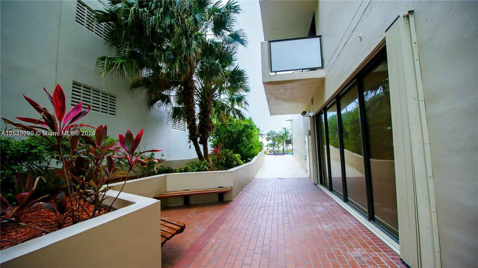 1621 Collins Ave 208, Miami Beach, Florida 33139, 1 Bedroom Bedrooms, ,1 BathroomBathrooms,Residential,For Sale,1621 Collins Ave 208,A11559290