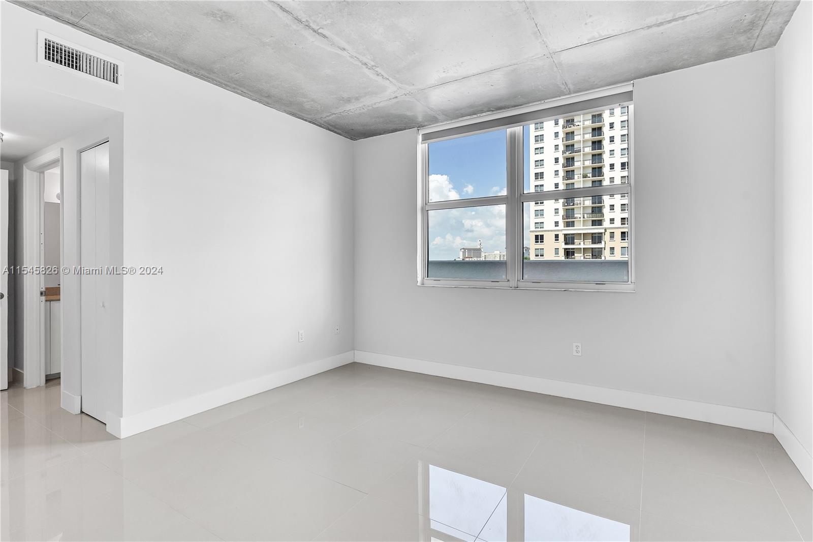 3180 SW 22nd Ter 506, Miami, Florida 33145, 2 Bedrooms Bedrooms, ,1 BathroomBathrooms,Residential,For Sale,3180 SW 22nd Ter 506,A11545826