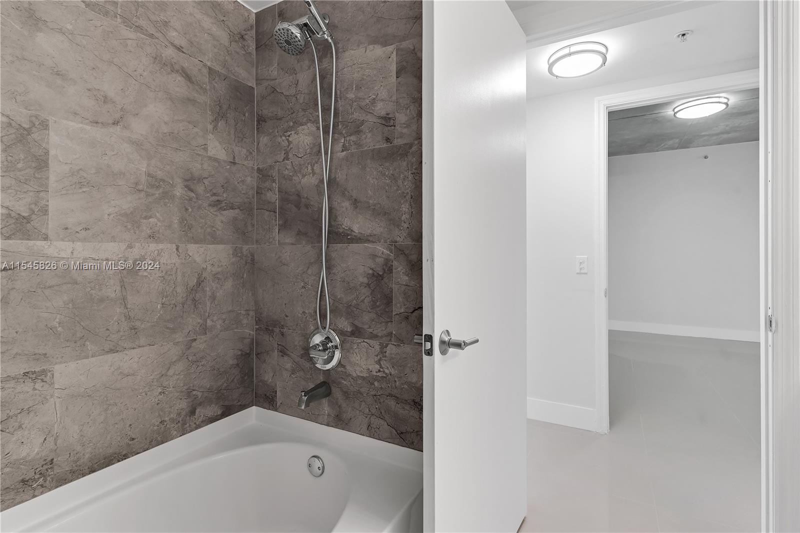 3180 SW 22nd Ter 506, Miami, Florida 33145, 2 Bedrooms Bedrooms, ,1 BathroomBathrooms,Residential,For Sale,3180 SW 22nd Ter 506,A11545826
