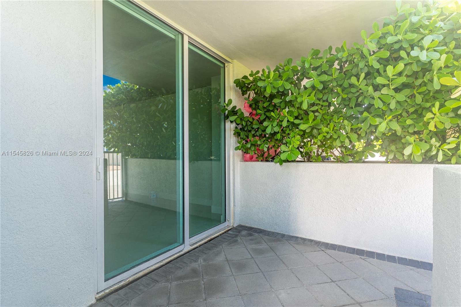 3180 SW 22nd Ter 506, Miami, Florida 33145, 2 Bedrooms Bedrooms, ,1 BathroomBathrooms,Residential,For Sale,3180 SW 22nd Ter 506,A11545826